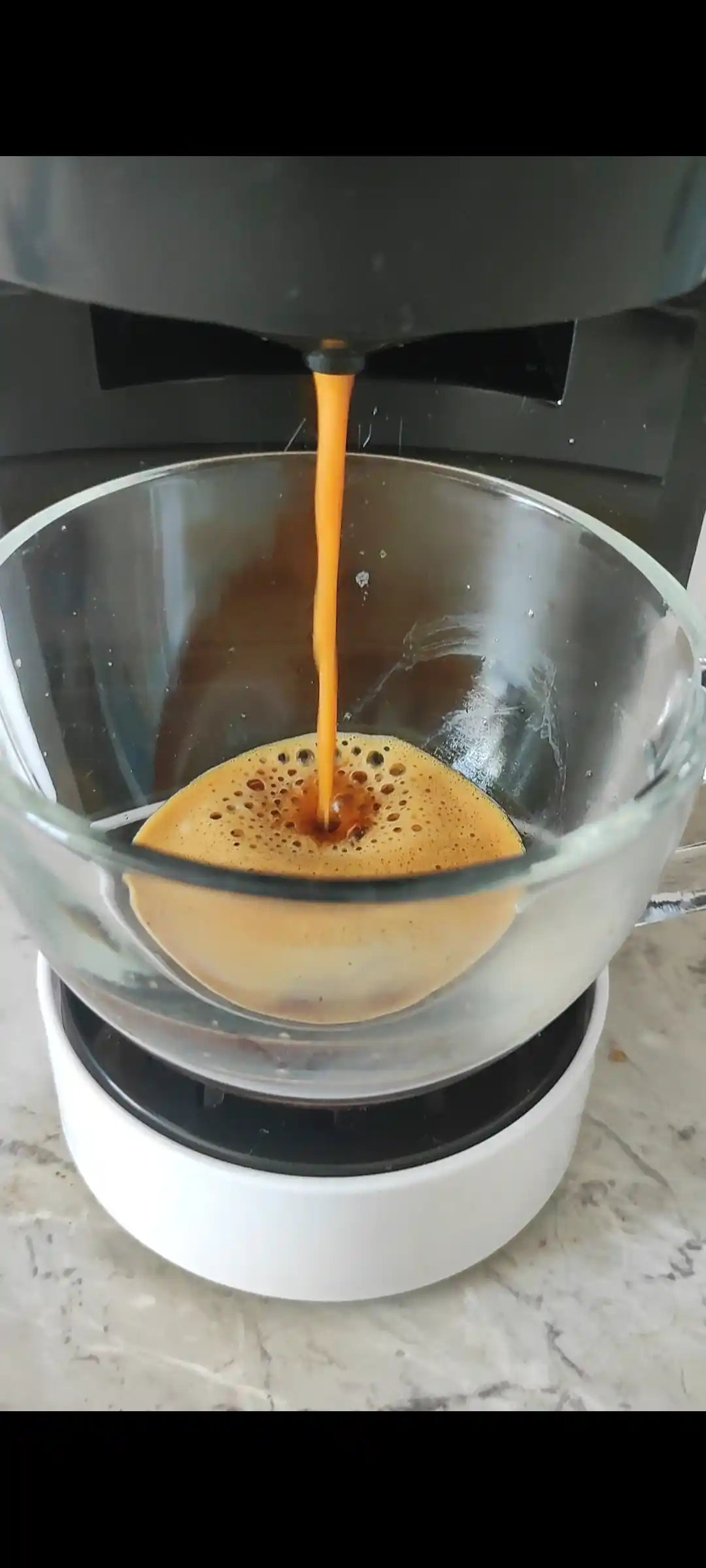 Qahva mashinasi SONIFER SF-3539 3 tasi1 da, kapsula va maydalangan, Nespresso, Dolce Gusto