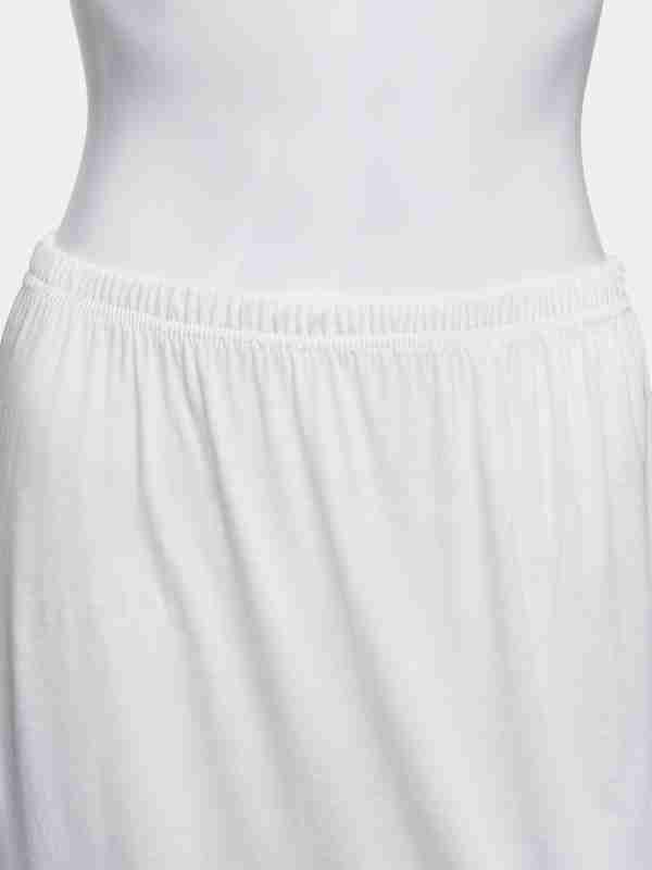 Seks tojik va kulob qizlar Ular kokraklarini tortib olishadi