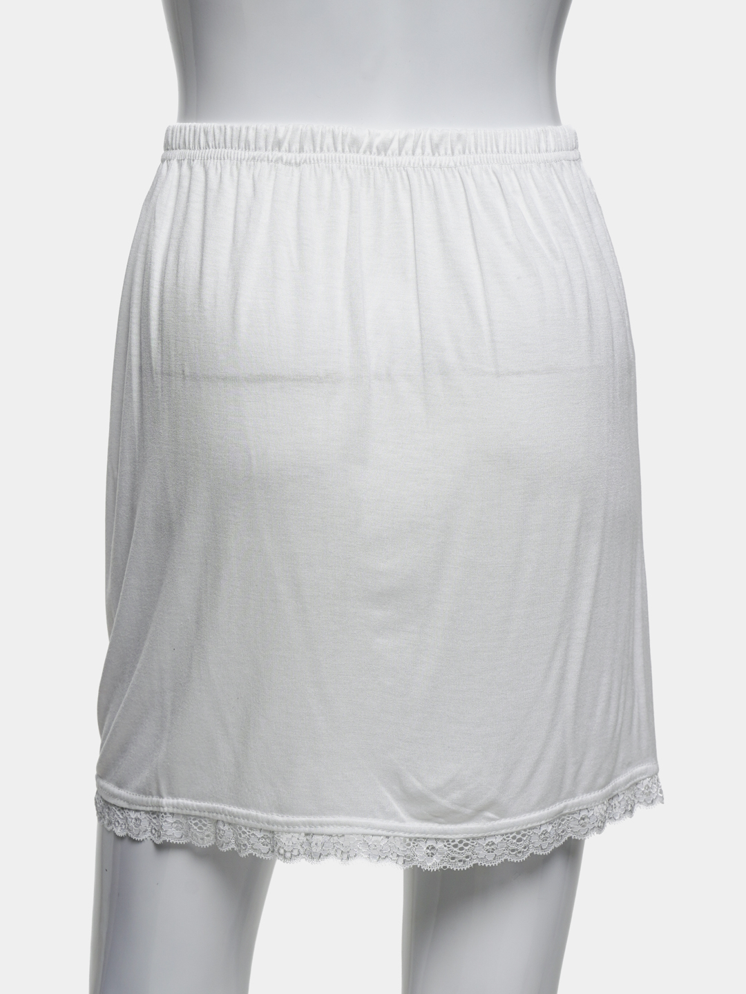 Oq külotli yubka ostida Oq külotli yubka ostida