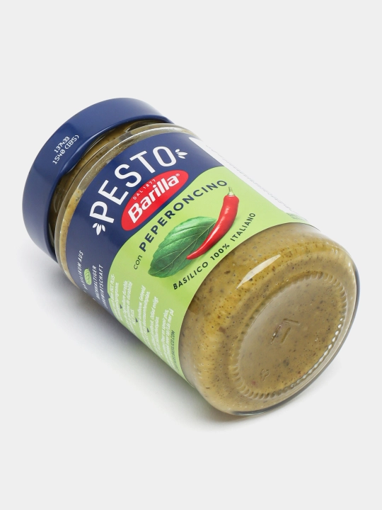 Соус Barilla Pesto Basilico e Peperoncino с базиликом и перцем чили, 195 г