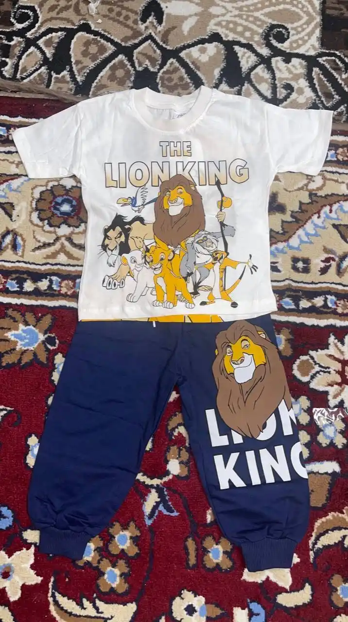 Simba o'g'il bolalar uchun komplekti, 1 yoshdan 4 yoshgacha