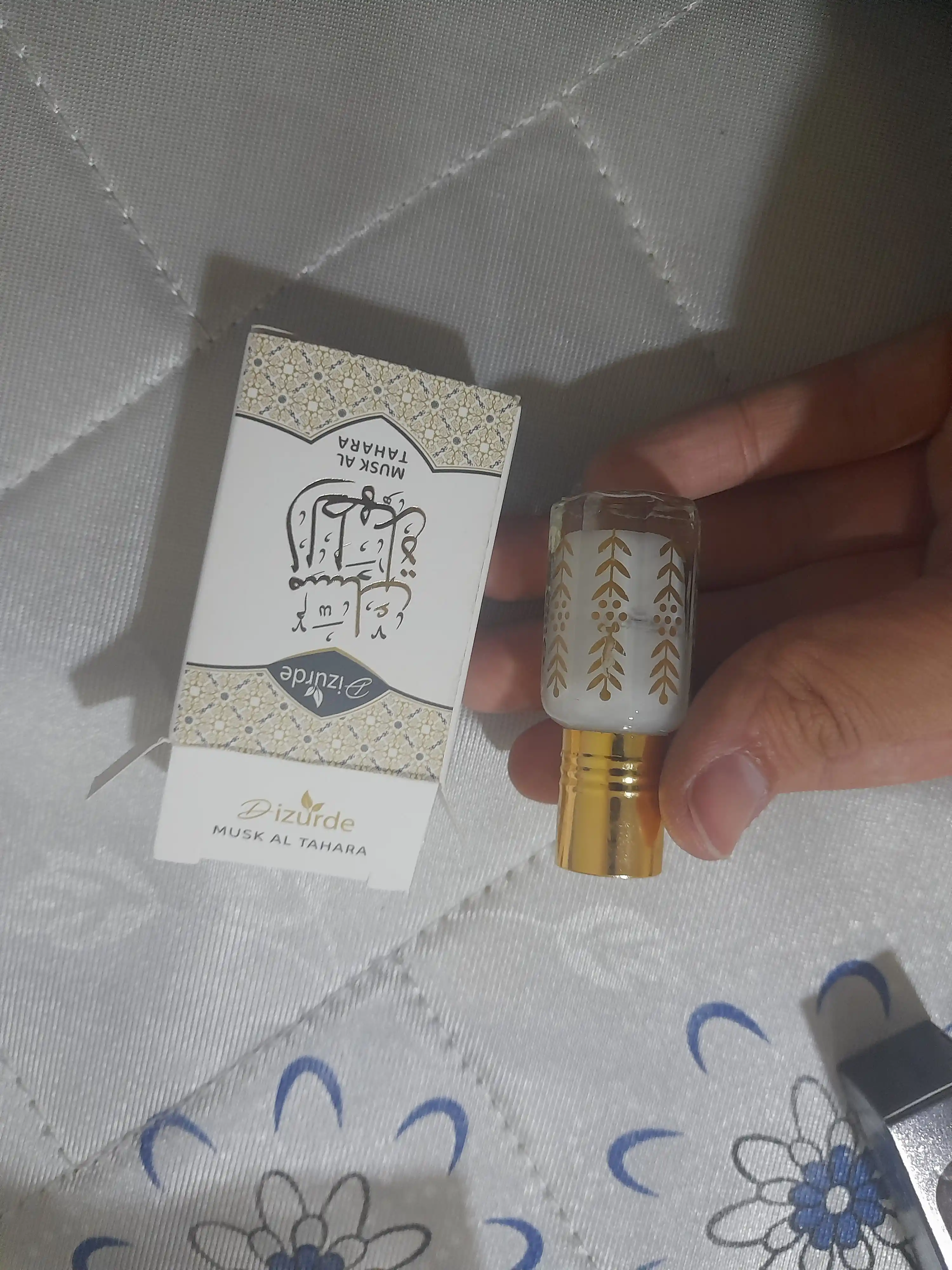 Yog'li atirlar Must Al Tahara, o'ziga xos hid va shifobaxsh xususiyatlarga ega, 6 ml