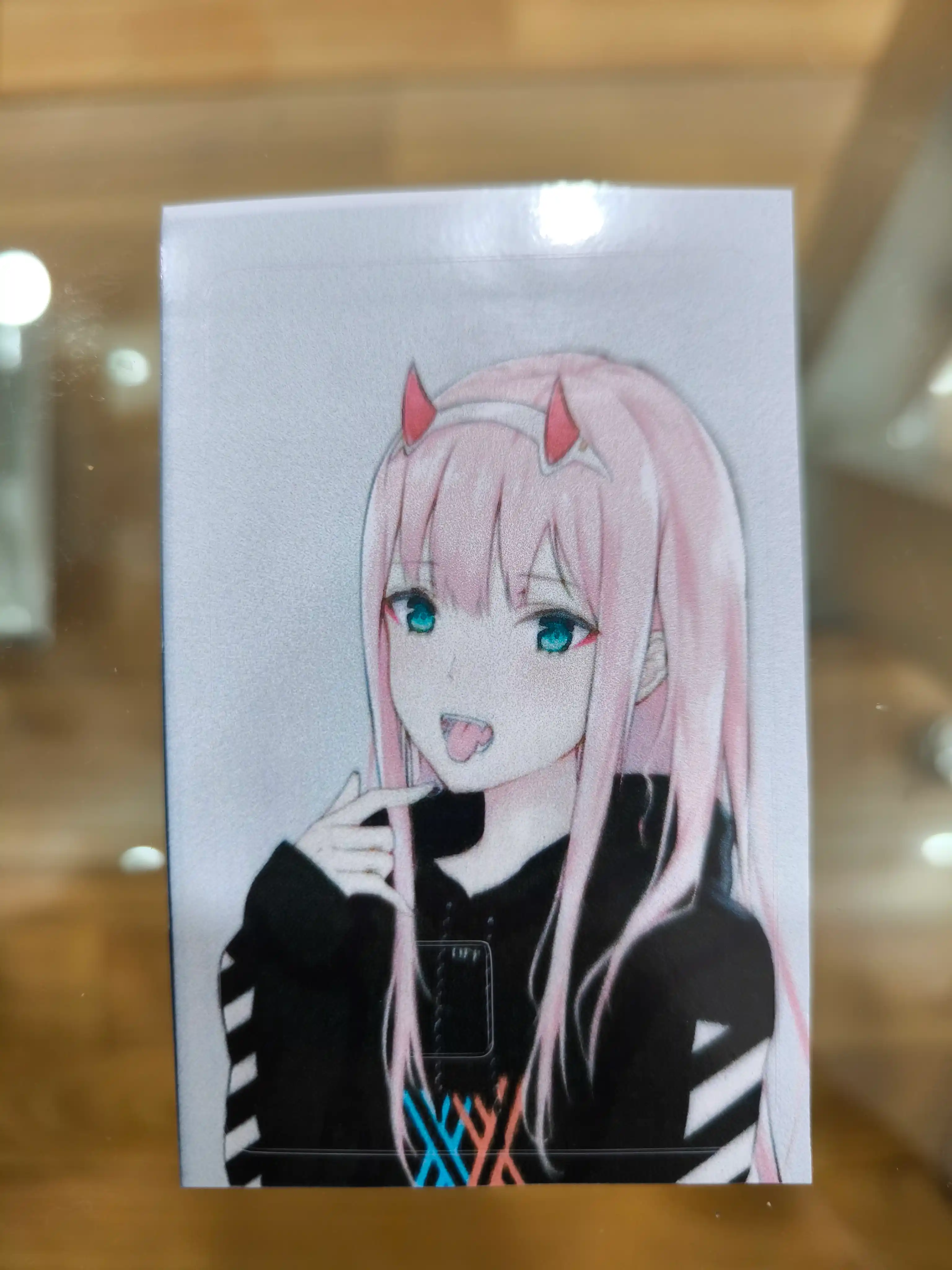 Bank kartalari uchun stikerlar anime uslubida, suvga chidamli