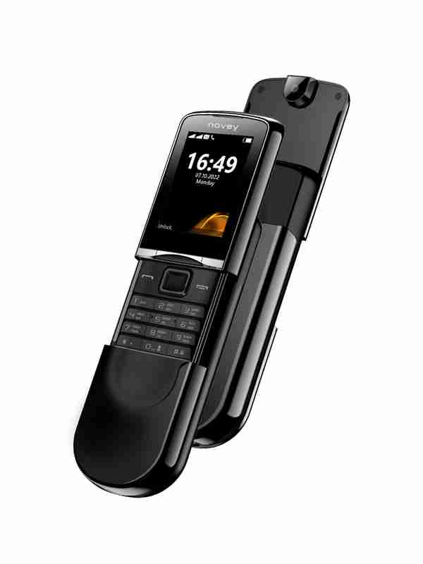 Pick-up artistlari Yuliya va Ksyushani olib ketishdi Hol külotlar yaqin