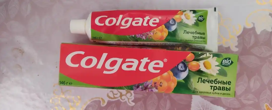 Зубная паста Colgate Лечебные травы, 100 мл