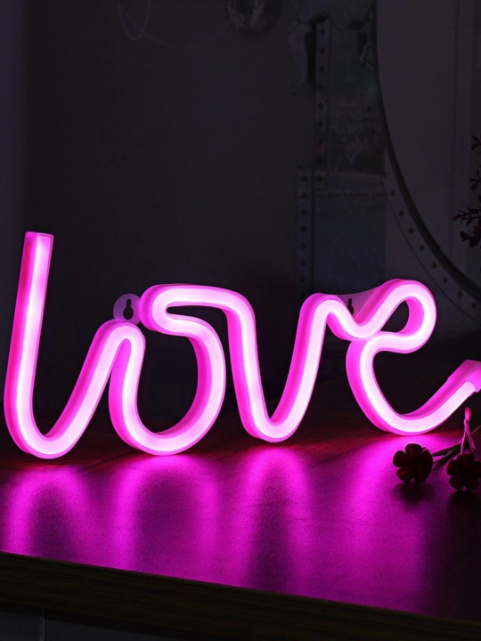 Neon yorug'lik chirog'i LOVE, devorga - 