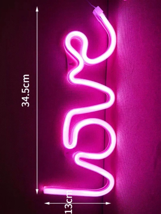 Neon yorug'lik chirog'i LOVE, devorga