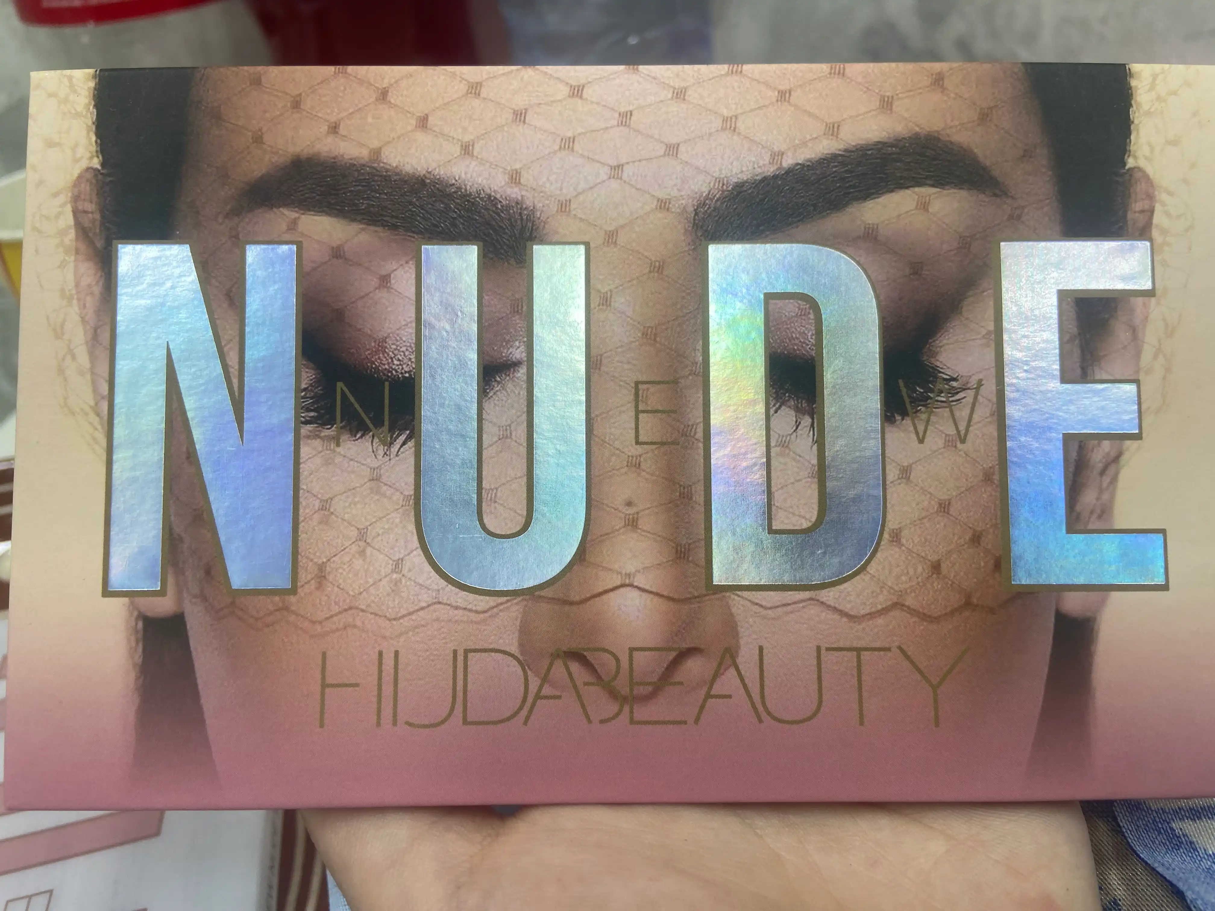 Палетка теней для век The New Nude 18 оттенков
