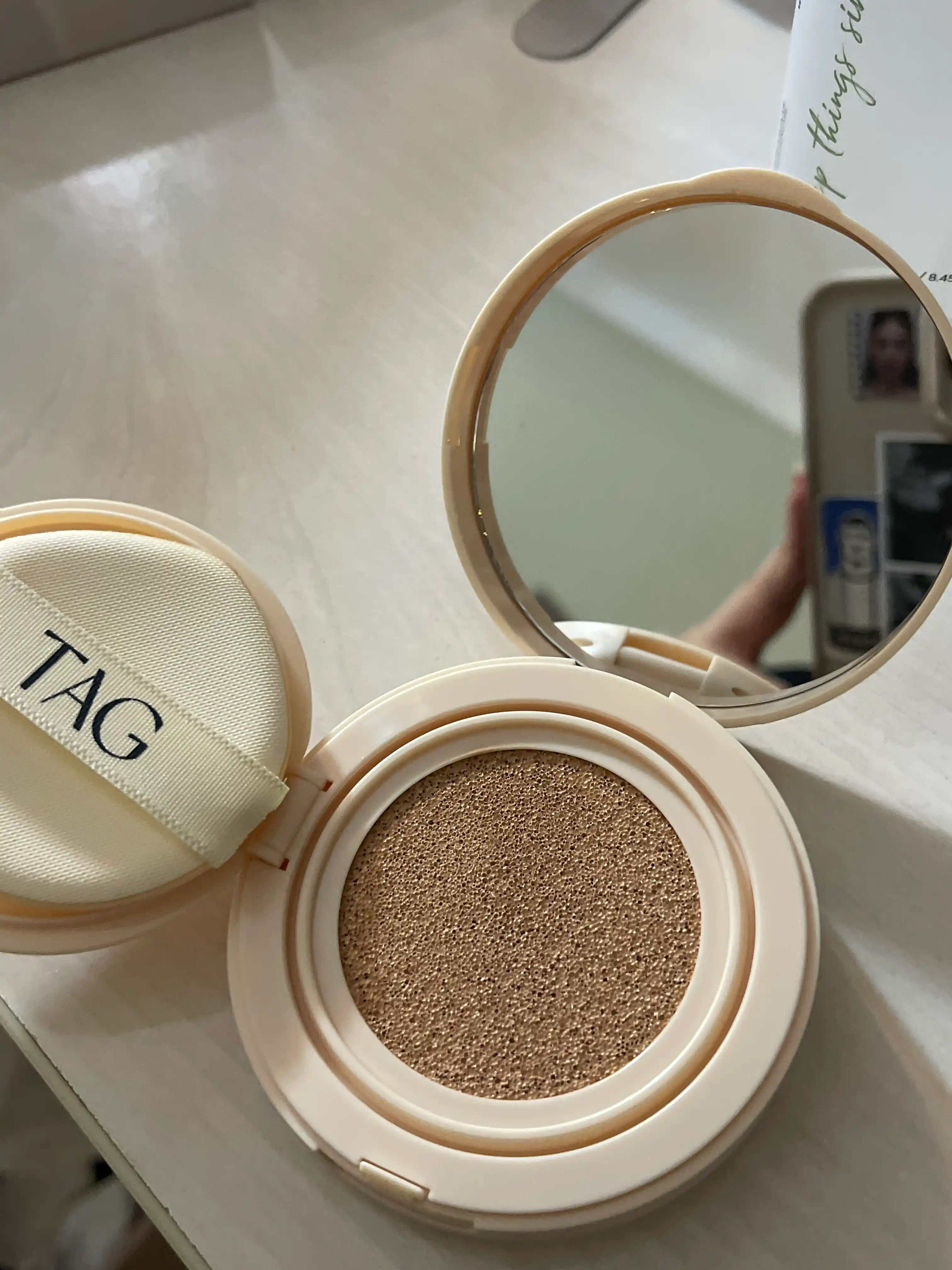 Кушон для лица с ярким эффектом Tag Dewy Skin Cushion SPF50+, Корея