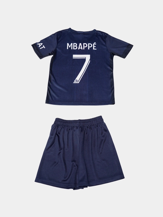 Футбольная форма футболистов Ronaldo, Messi, Mbappe, Salah, Haaland