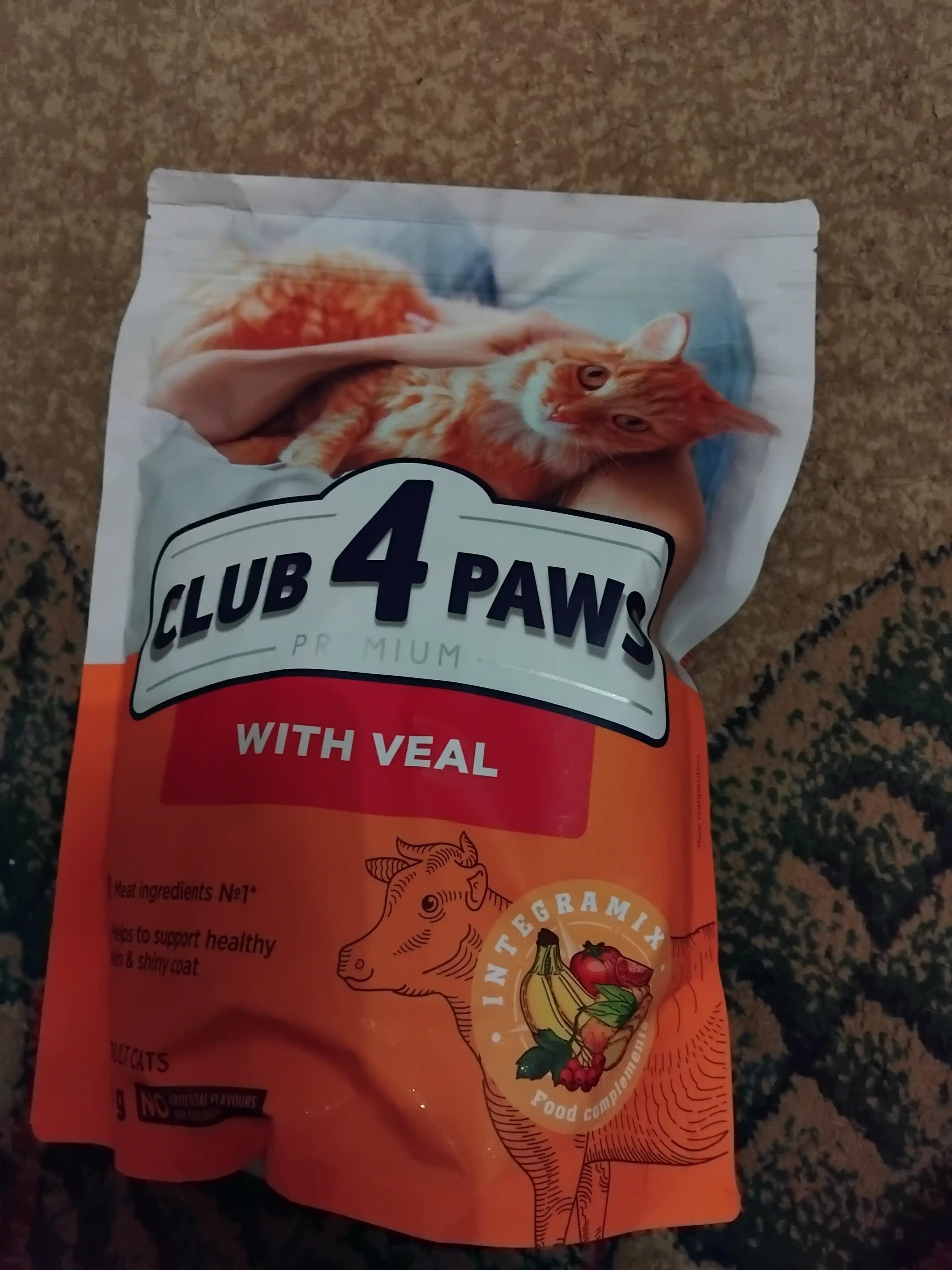 Club 4 Paws сухой корм для кошек, с говядиной, 900 г