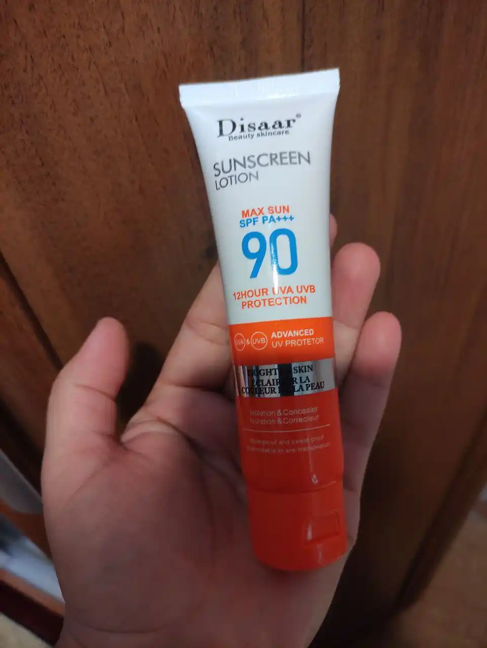 Quyoshdan saqlaydigan krem Disaar SPF 90, uzoq muddatli UV himoyasi, terini namlovchi krem, 50 ml