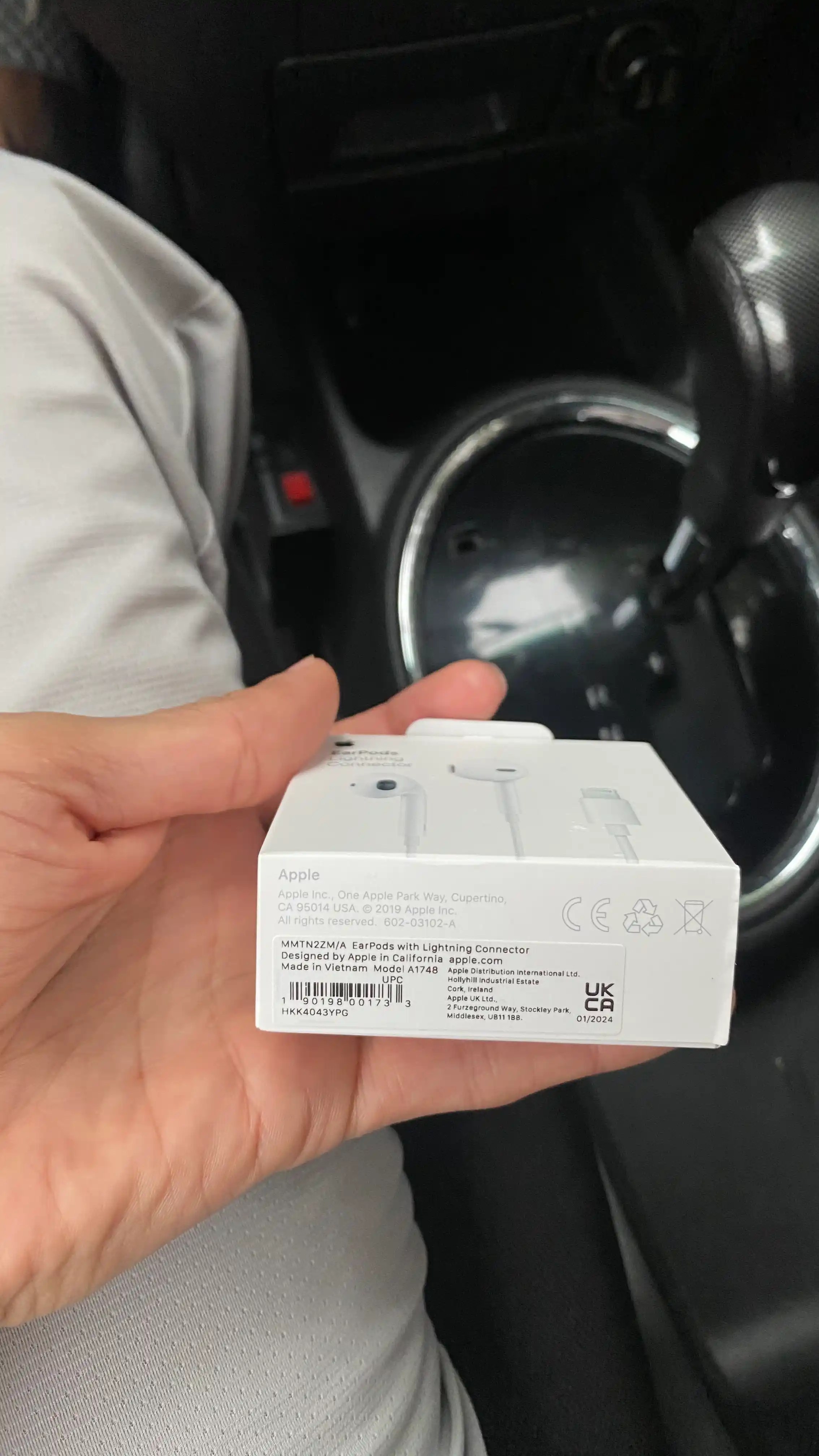 Наушники проводные Apple EarPods Lightning White EarPods