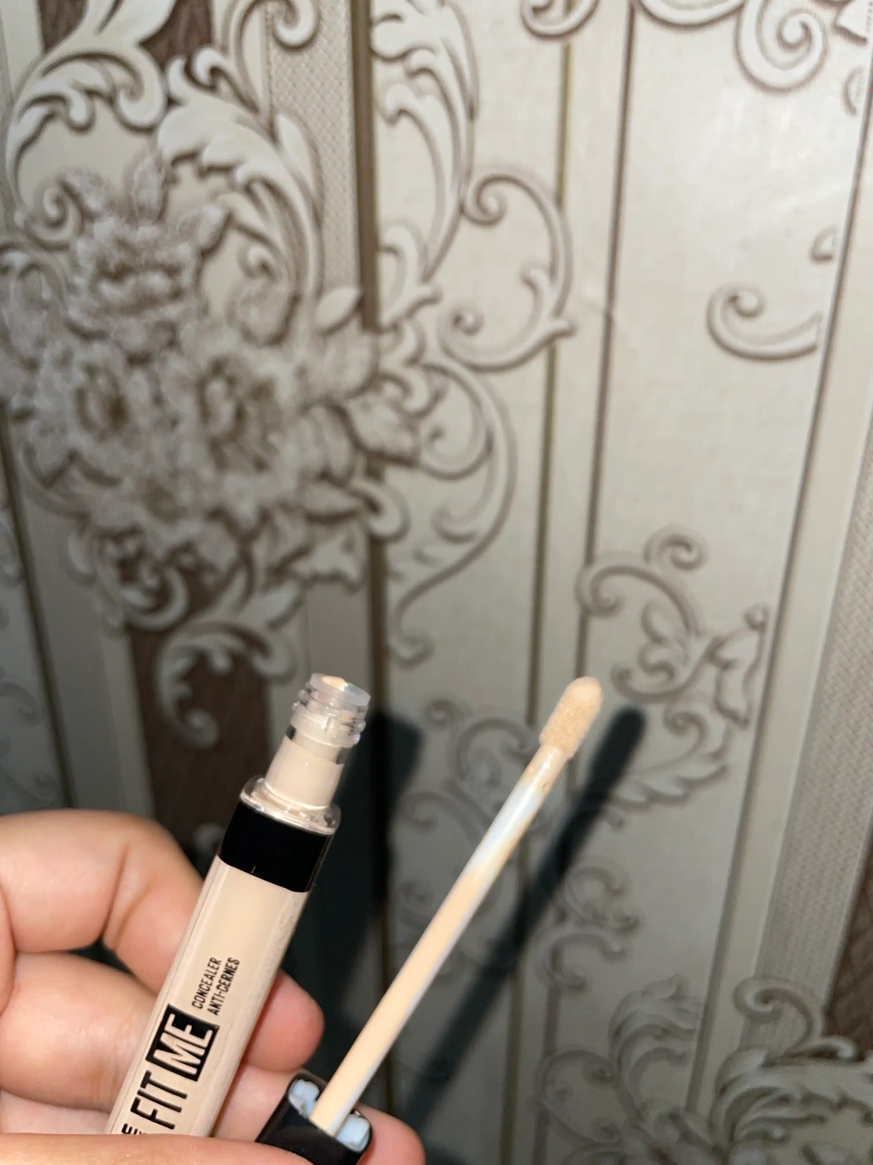 Yuz uchun konsiler Maybelline Fit Me Vanilla, soya 06, 6,8 ml