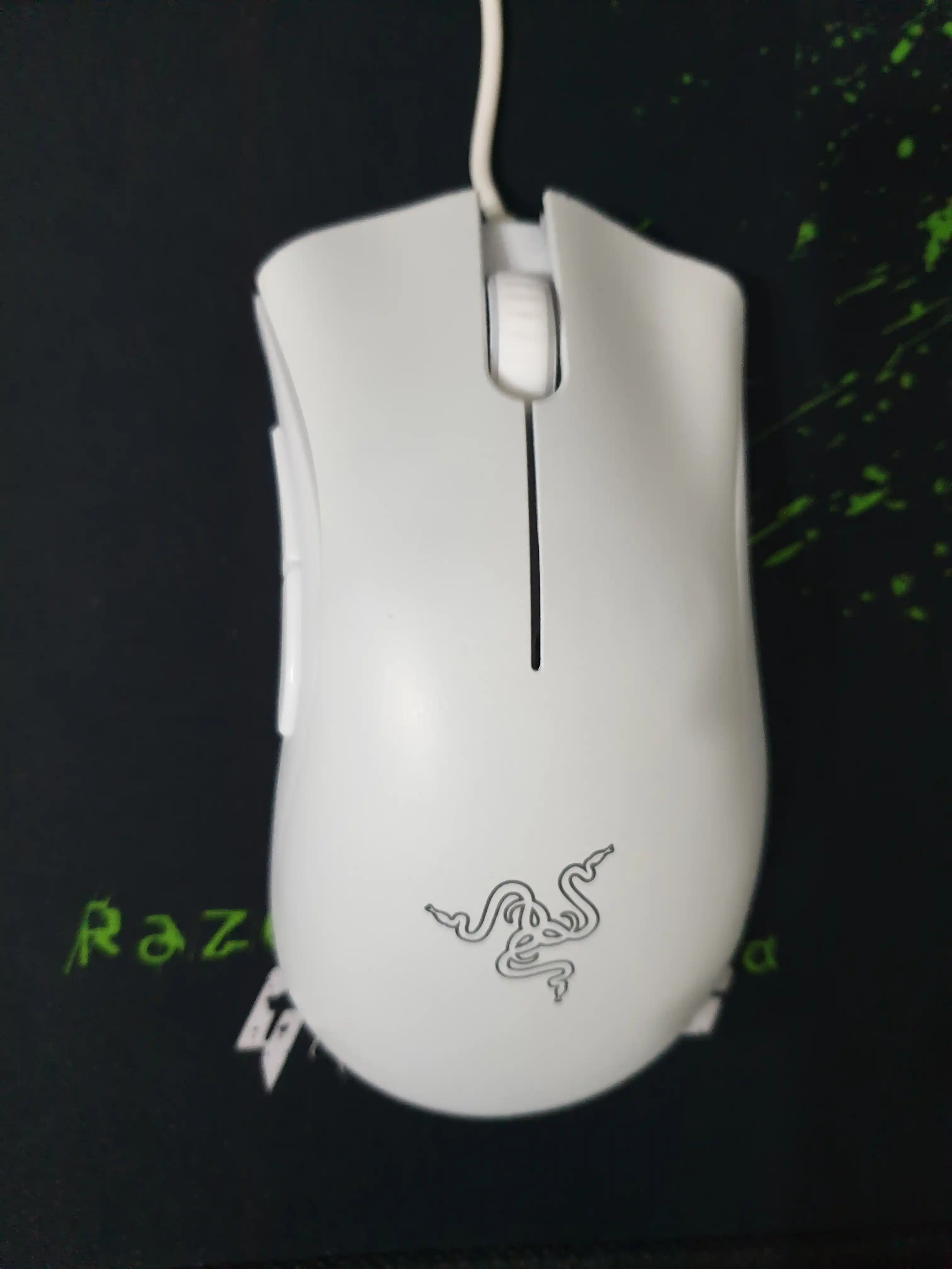 Игровая мышка Razer Deathadder Essential