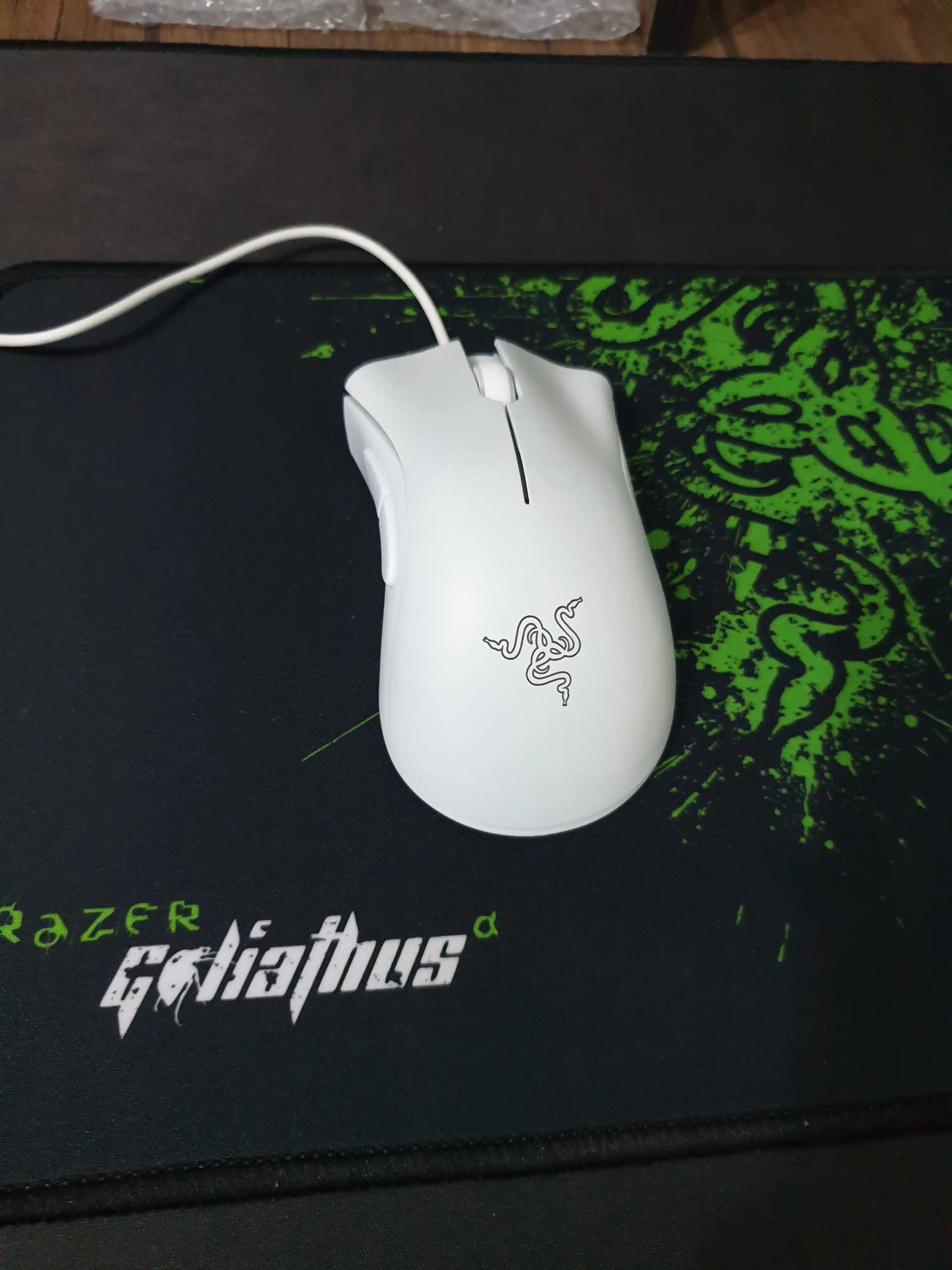 Игровая мышка Razer Deathadder Essential