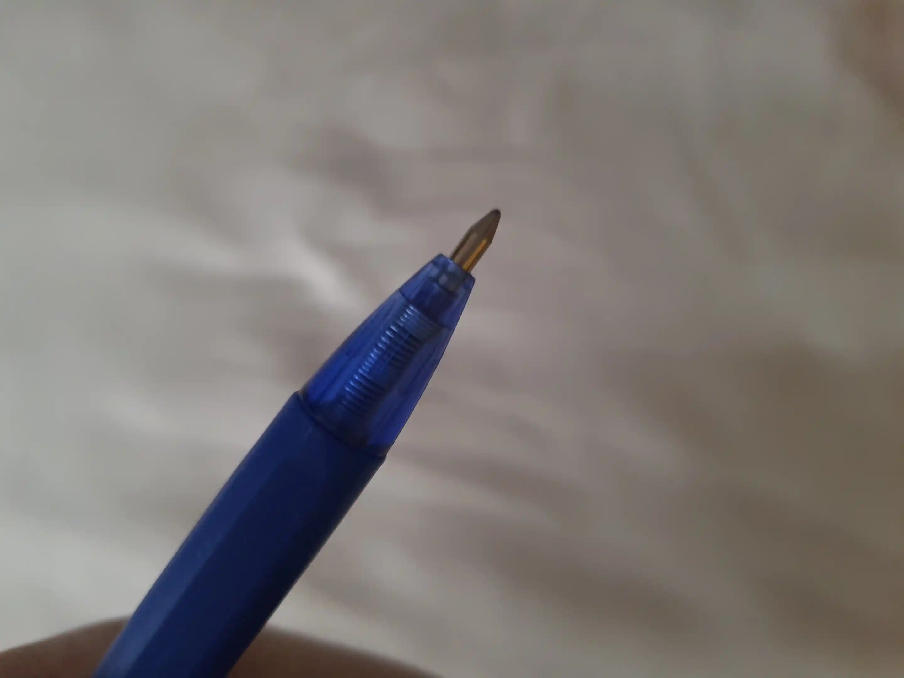 Deli EQ02330 sharikli ruchkasi, 0,7 mm, 2 dona