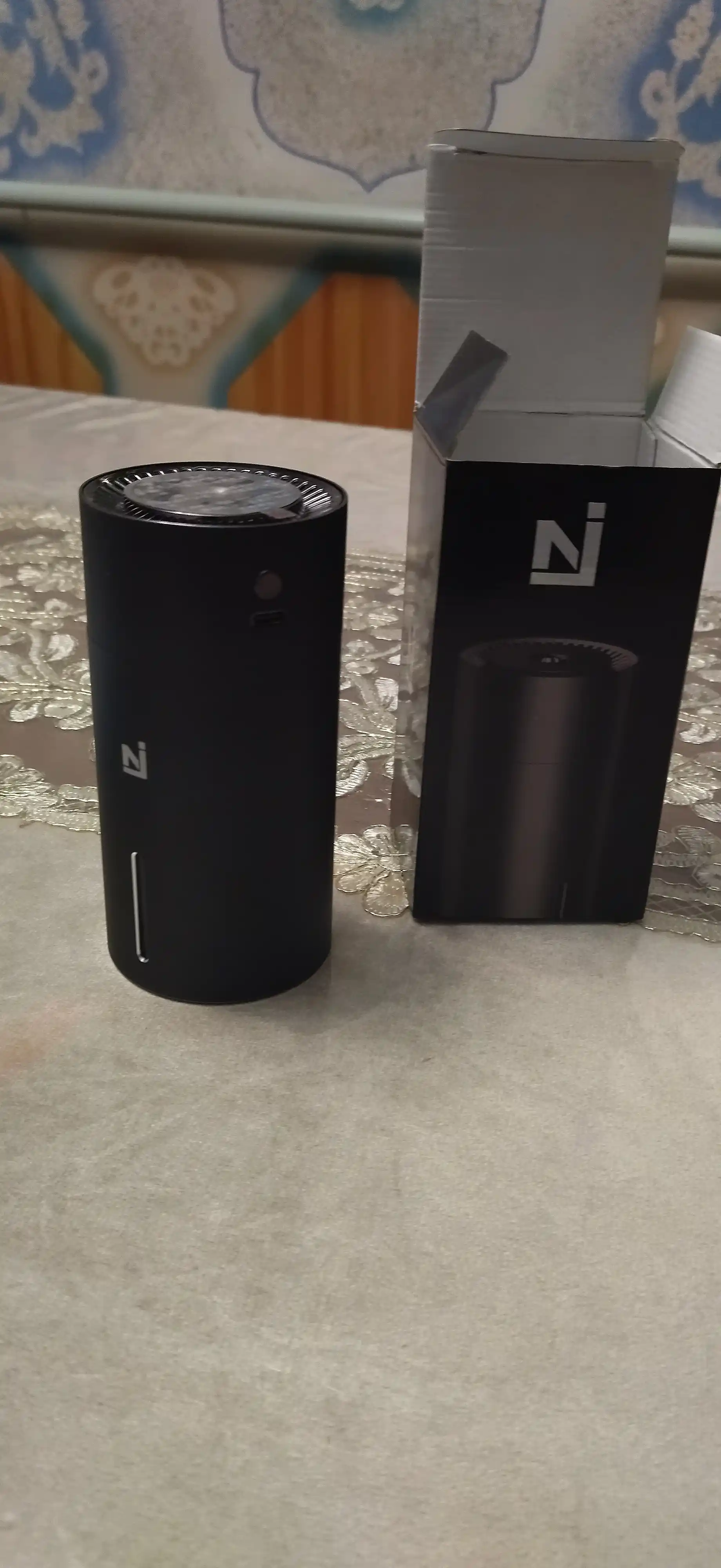 Havo namlagich va aromatizator avtomobil uchun, metall korpusda