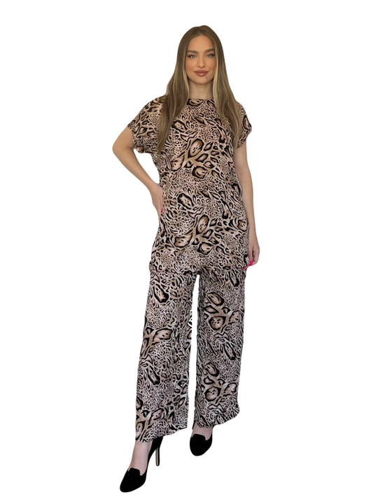 Ayollar kostyumi, oversize, tunika va shim, o‘lchami 46-52