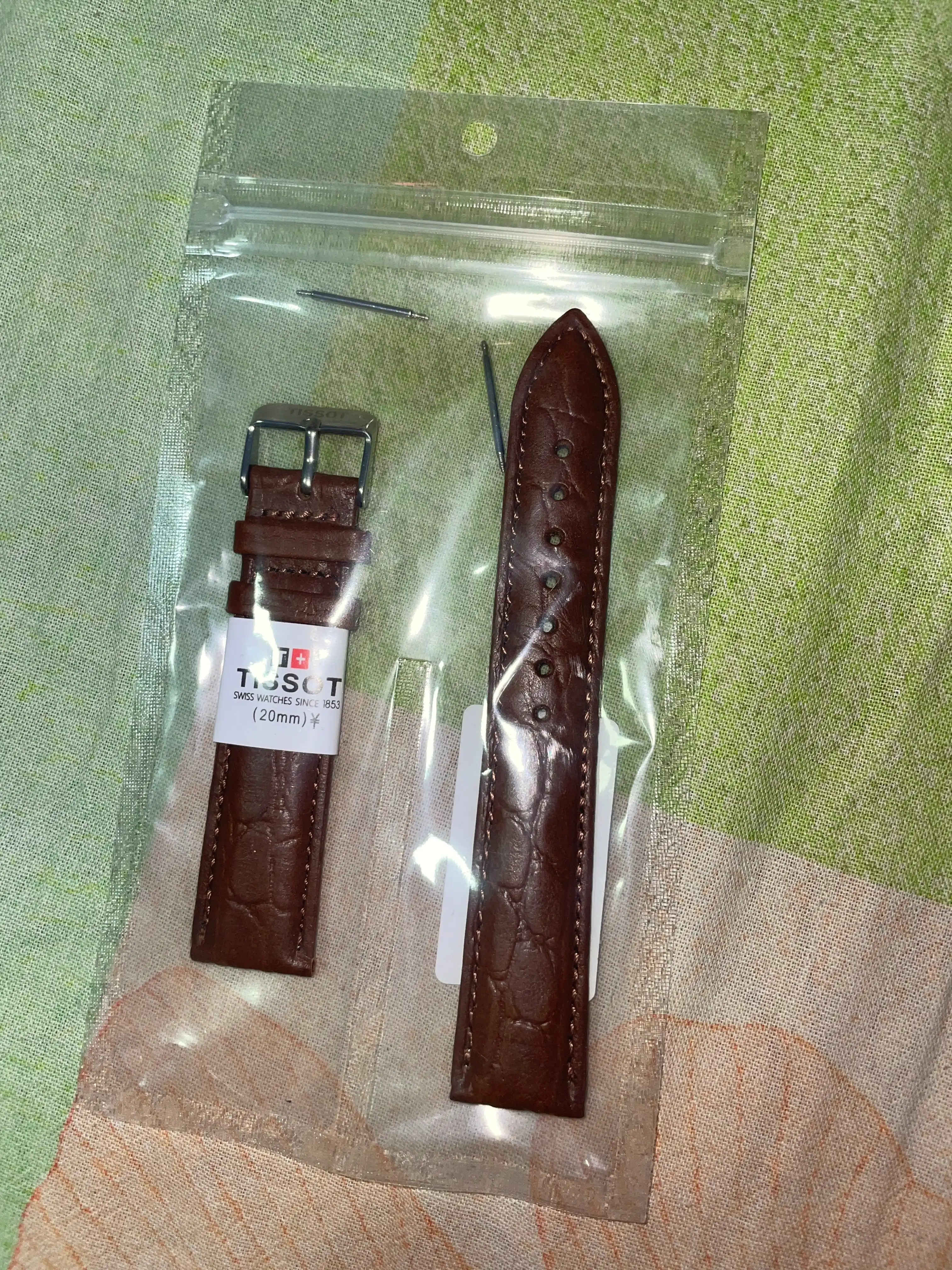 Soat tasmalari, 18 mm, 20 mm, 22 mm, 24 mm, 2 tutqich mexanizimi bilan