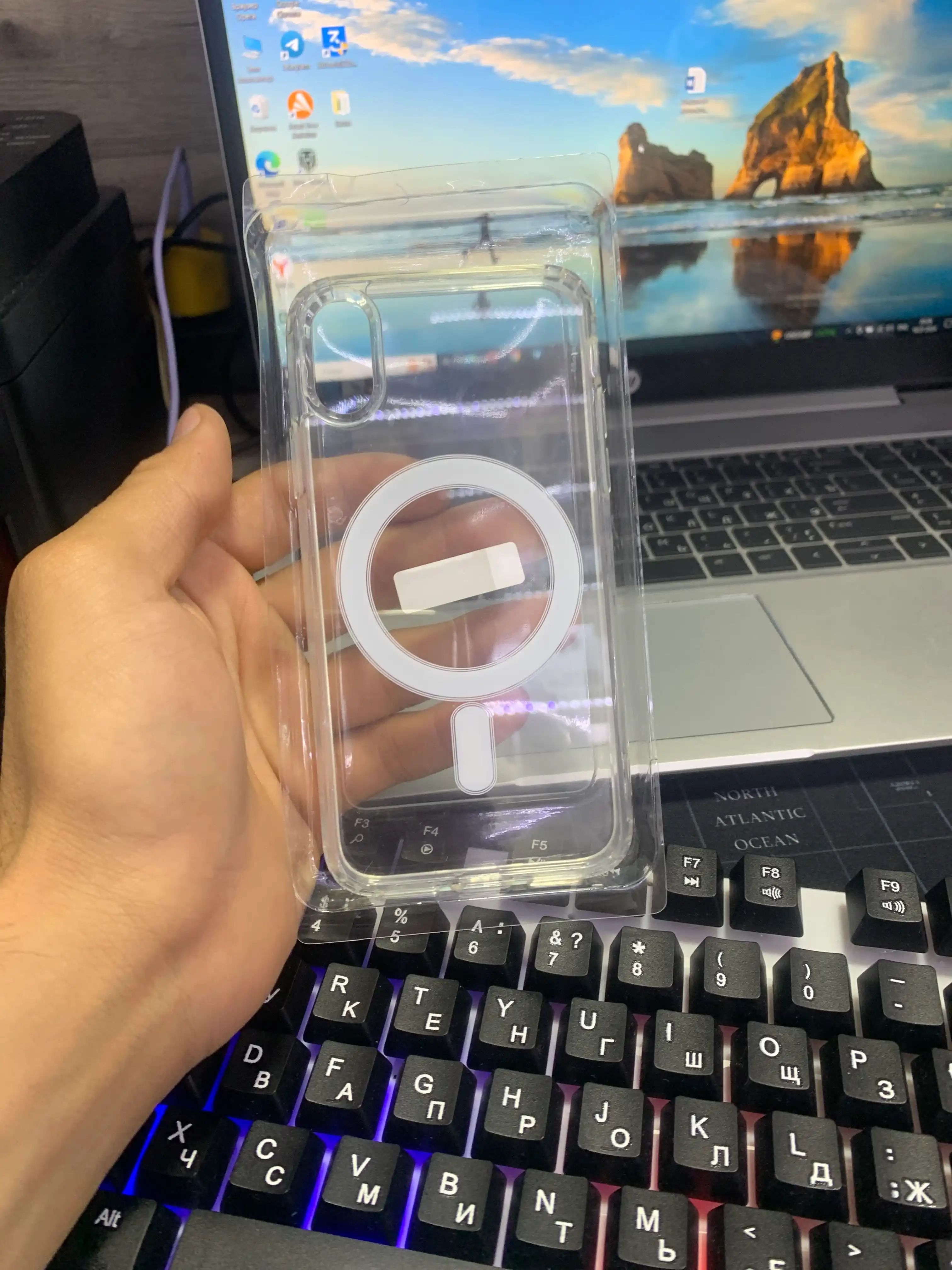 G'ilof MagSafe iPhone 7, 8  XR, 11, 12, 13, 14, 15 Pro, Max, mini uchun, shaffof, silikon