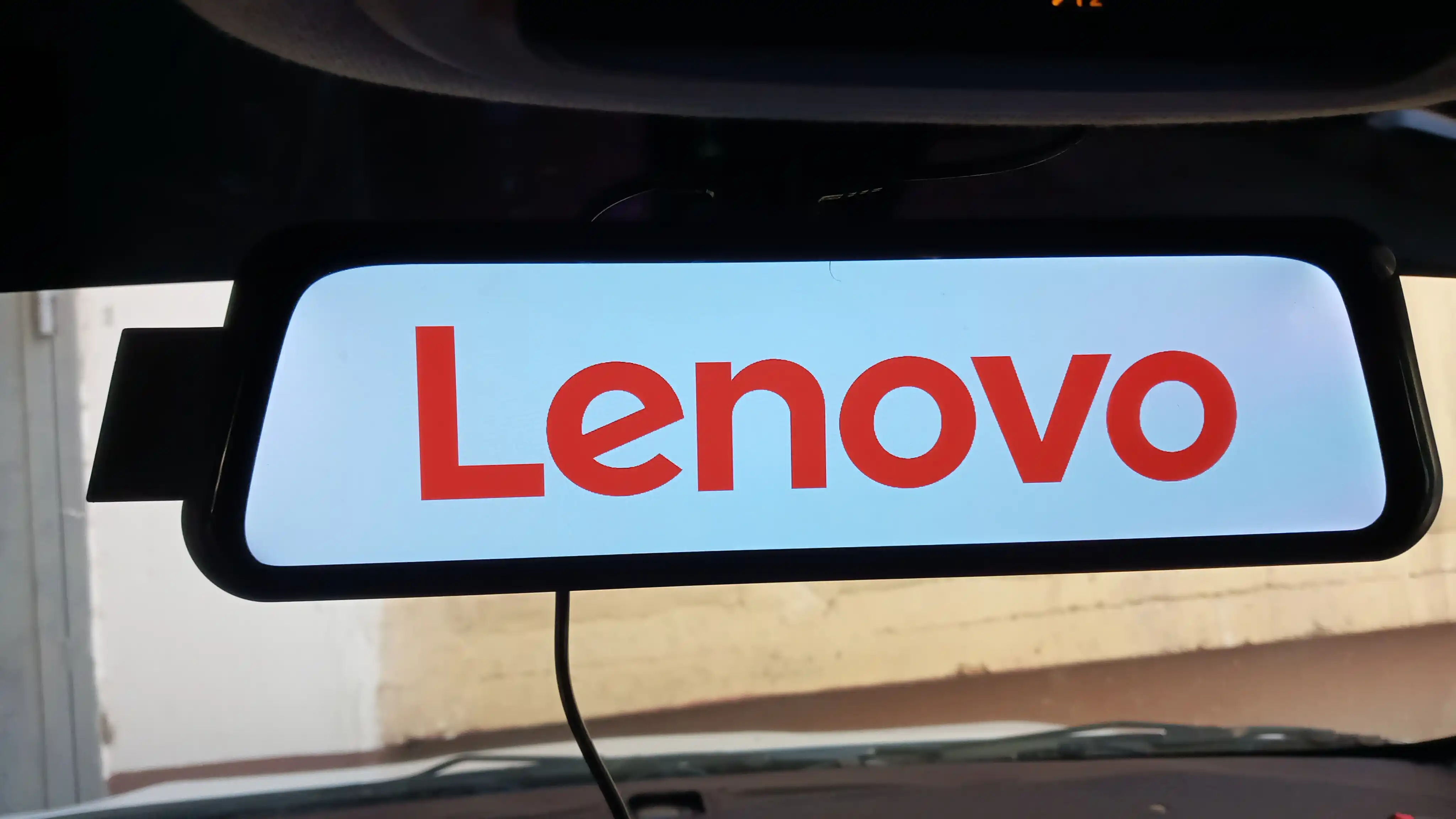 Видеорегистратор Lenovo версия FULL HD V7, с сенсорным экраном