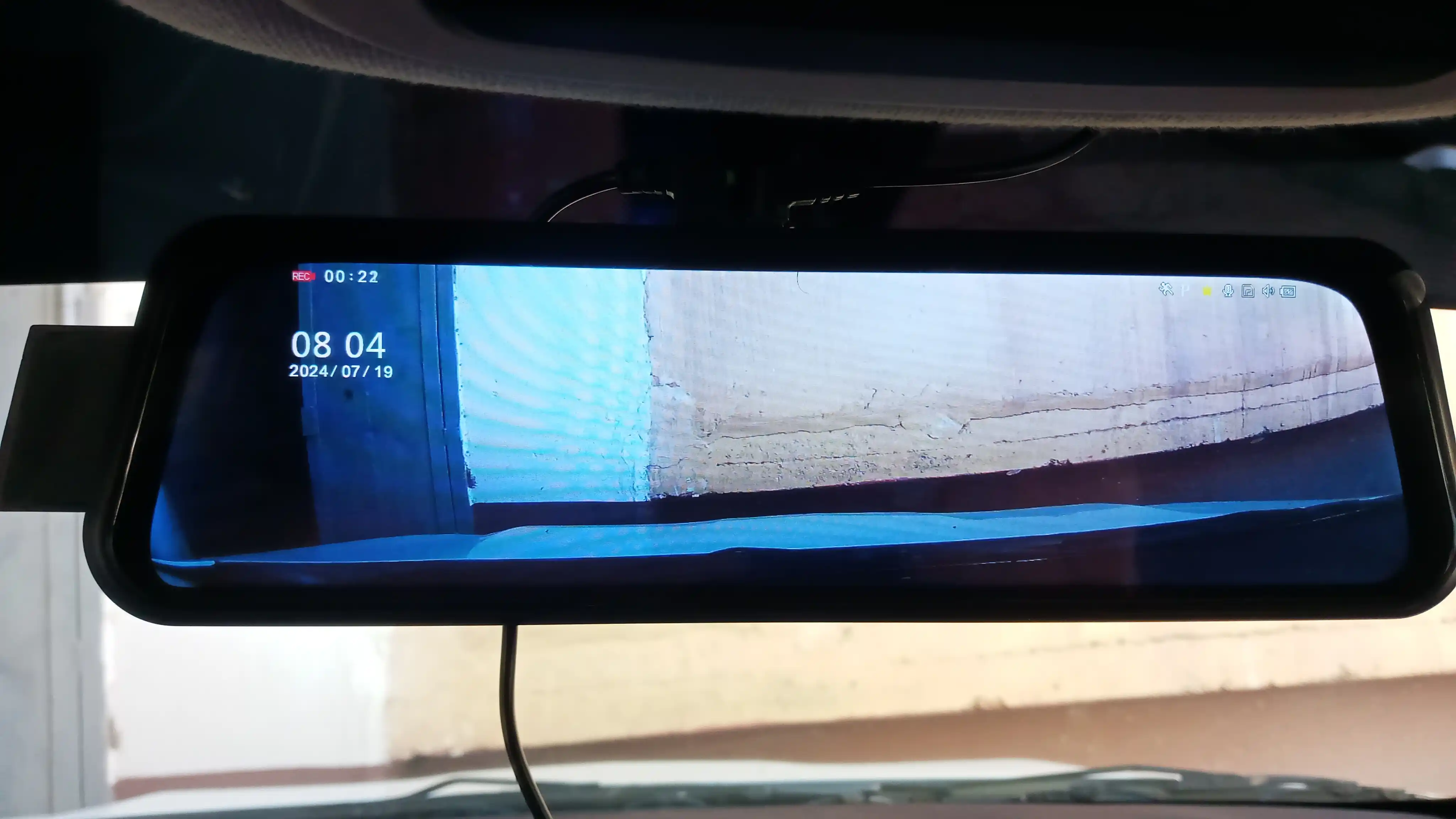 Видеорегистратор Lenovo версия FULL HD V7, с сенсорным экраном