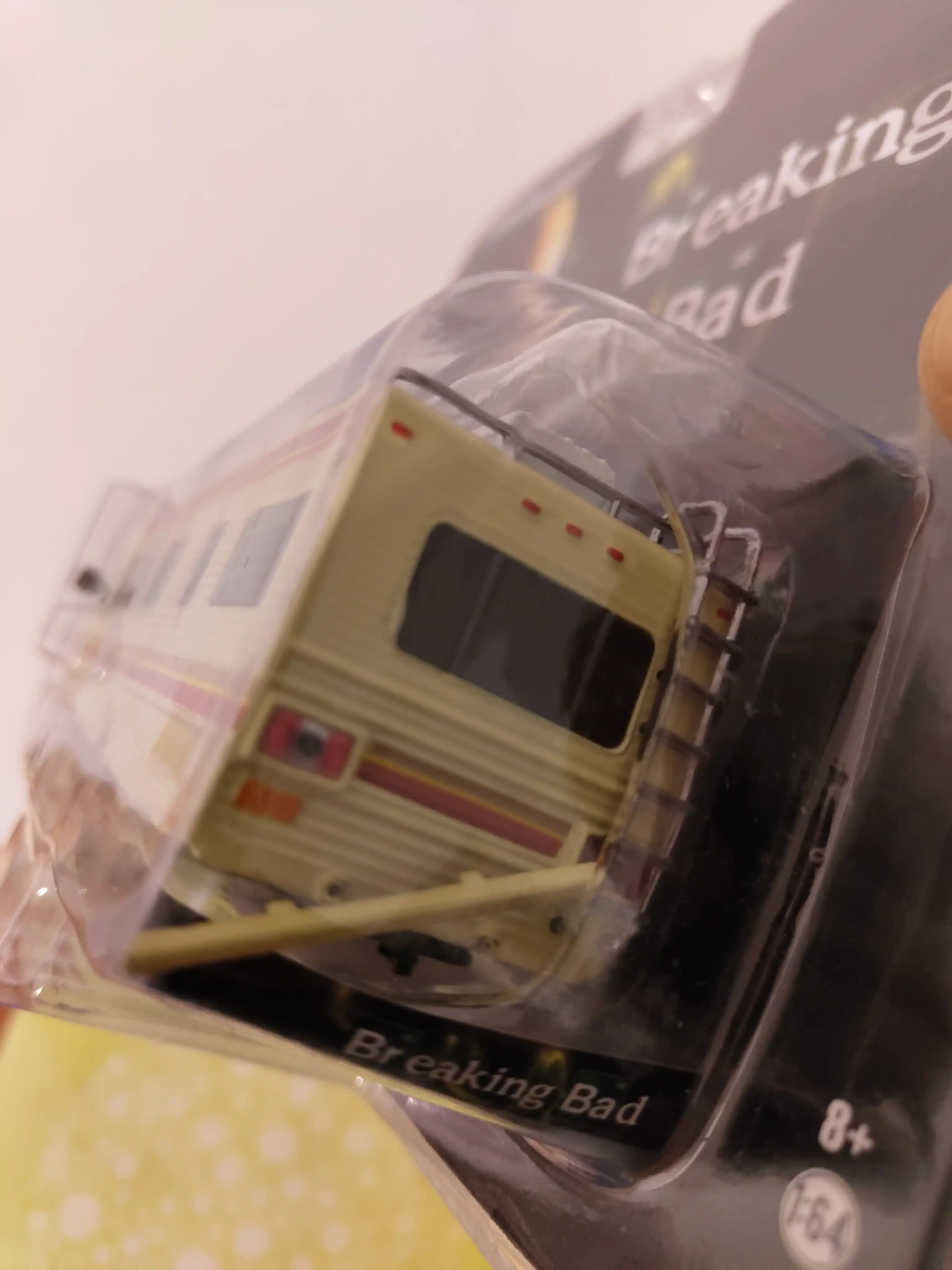 GREENLIGHT cheklangan nashr CADILLAC 1/64 kolleksiya mashinasi