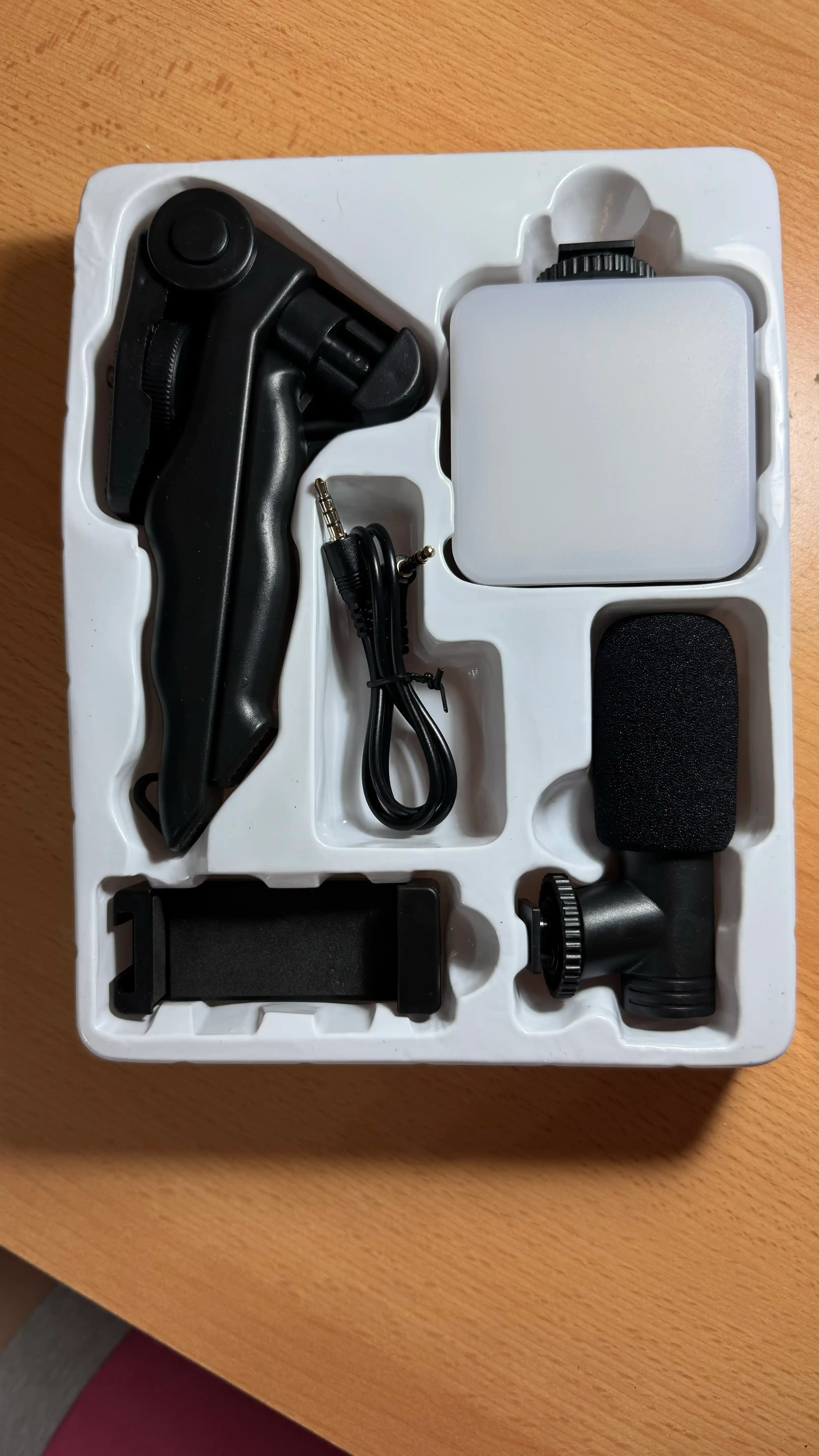 Tripod to'plami VIDEO TAYYORLASH KIT AY-49, video suratga olish uchun
