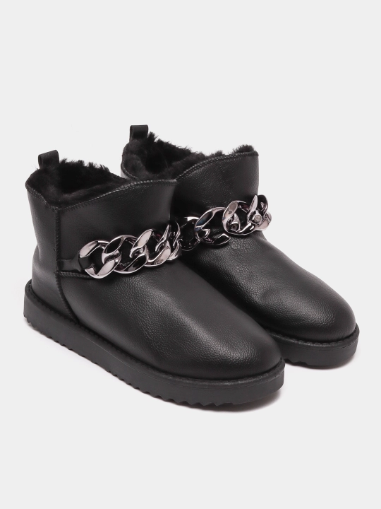 Угги  UGG— это популярные сапоги из натуральной двусторонней овчины