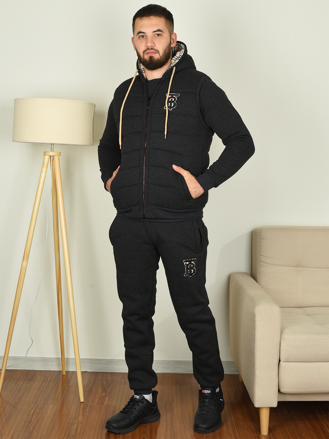 Dasha Melnikova pornosini tomosha qiling