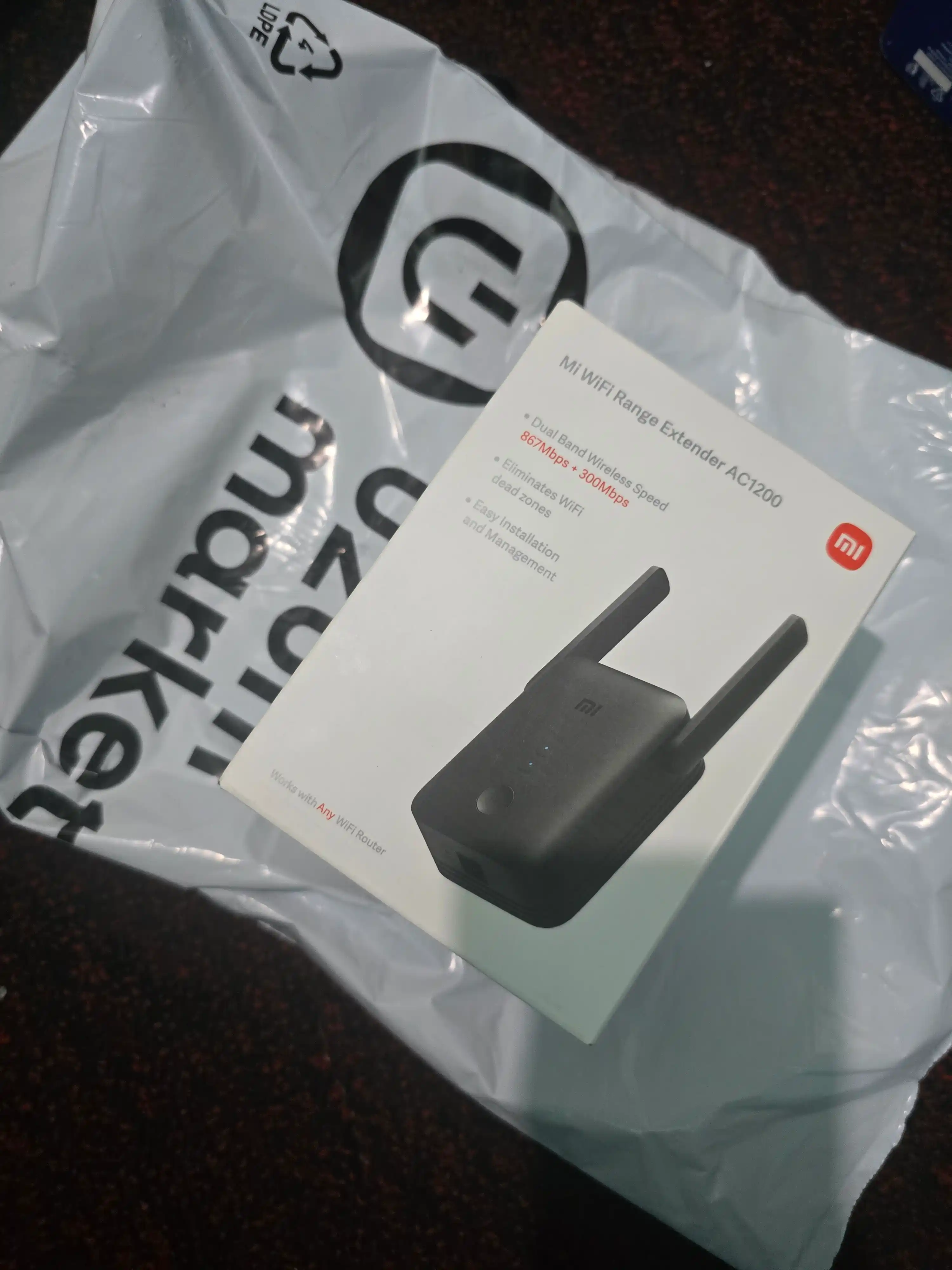 Simsiz Wi-Fi signal kuchaytirgichi Xiaomi Mi Range Extender AC1200, repiter ( GLOBAL )
