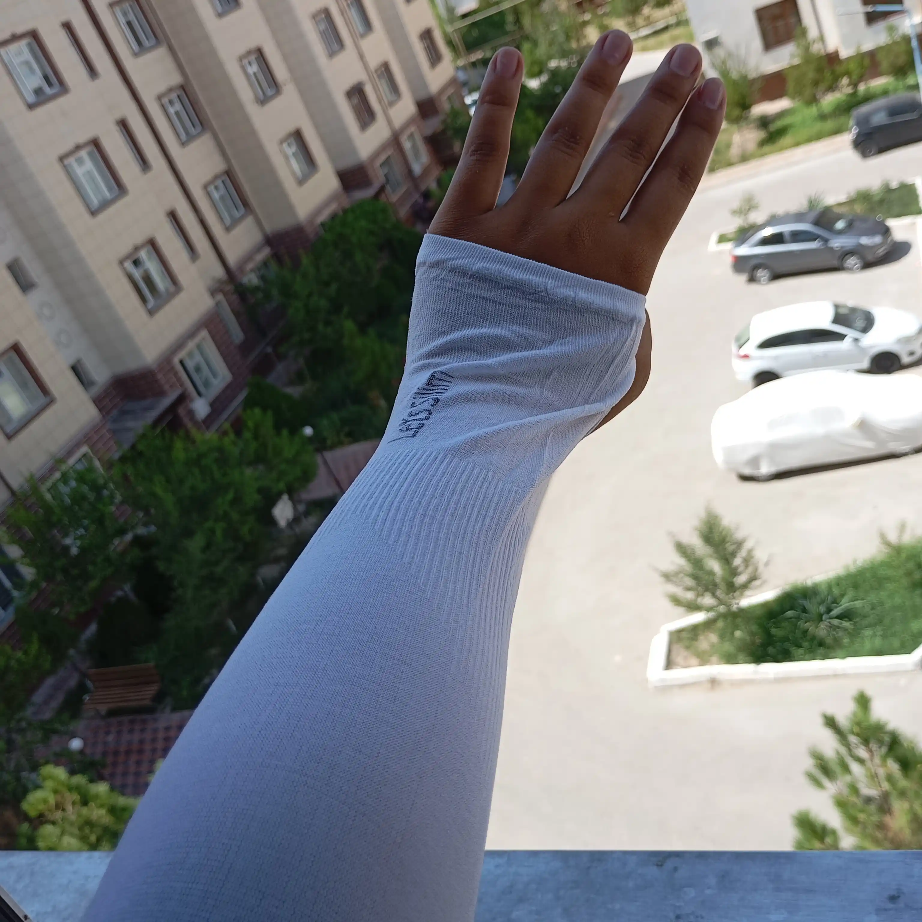 Quyoshdan himoyalovchi yenglar, sport uchun, barmoqli yeng, ayollar va erkaklar uchun