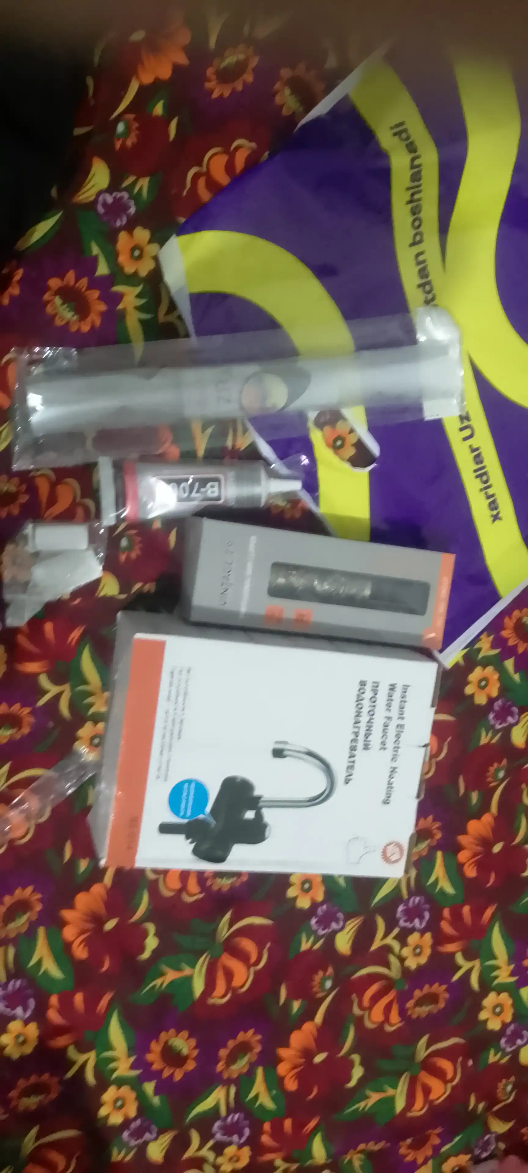 Charm, plastmassa, yog‘och va metall uchun universal shaffof, mustahkam yelim, kley B7000