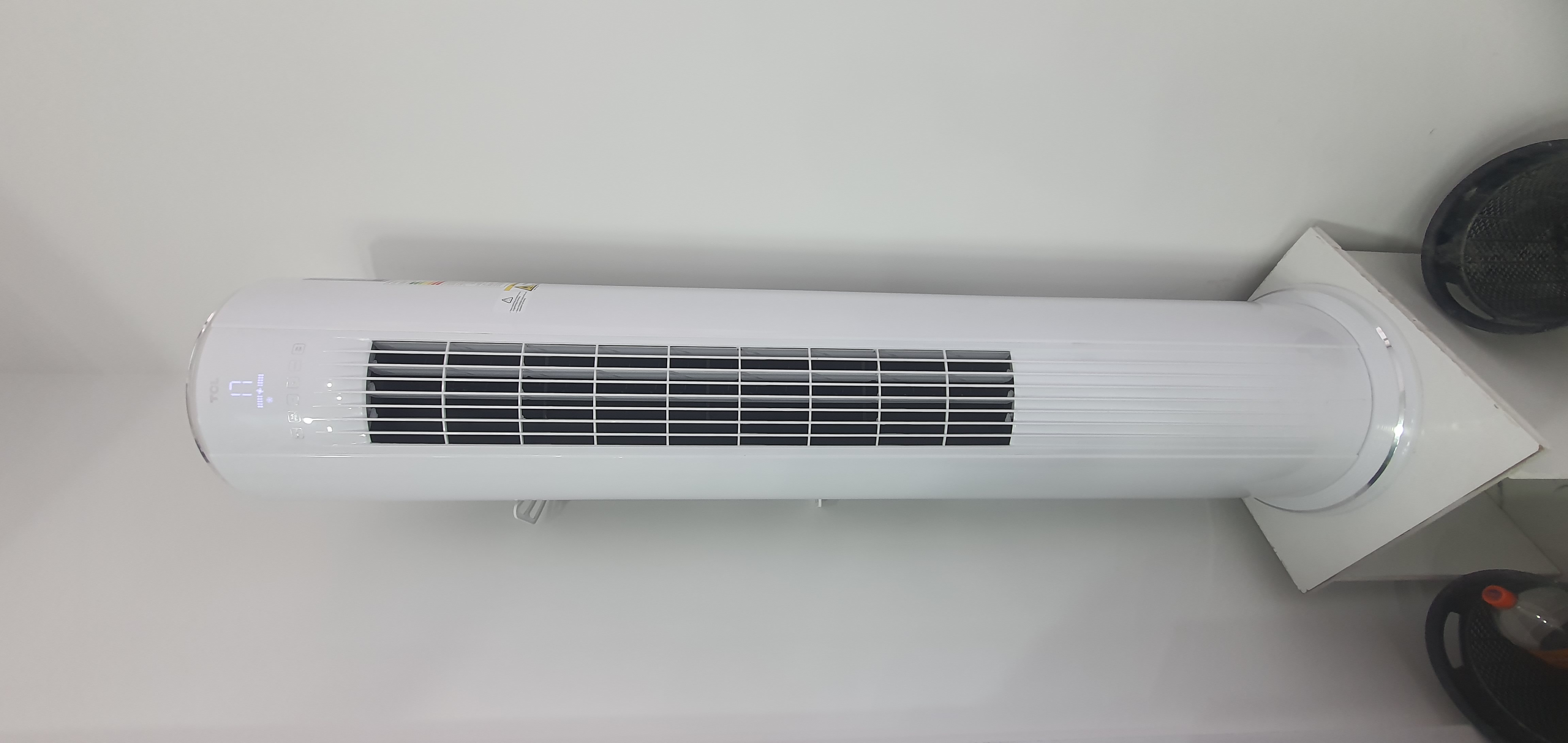Ustunli konditsioner TCL 18000-24000 BTU, Invertor. А+