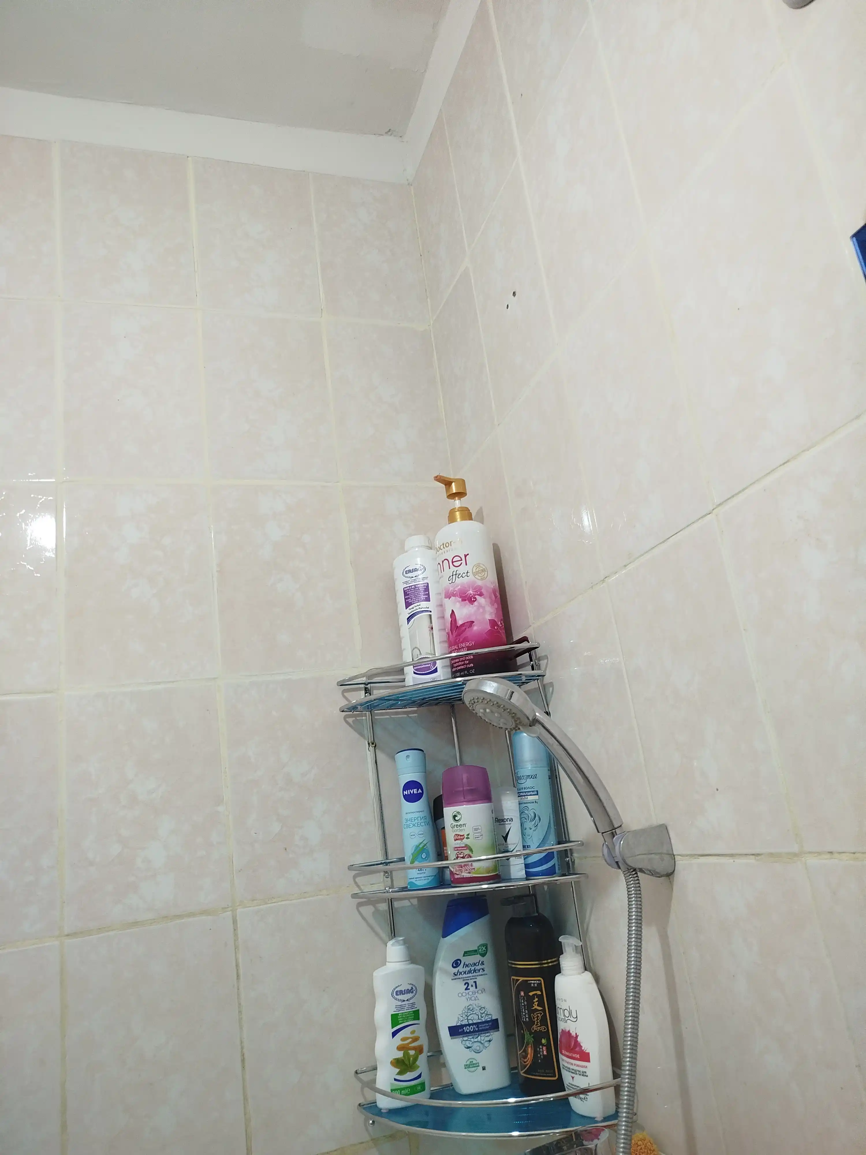 Burchakli 3 va 2 qavatli devor tokchasi hammom uchun javon