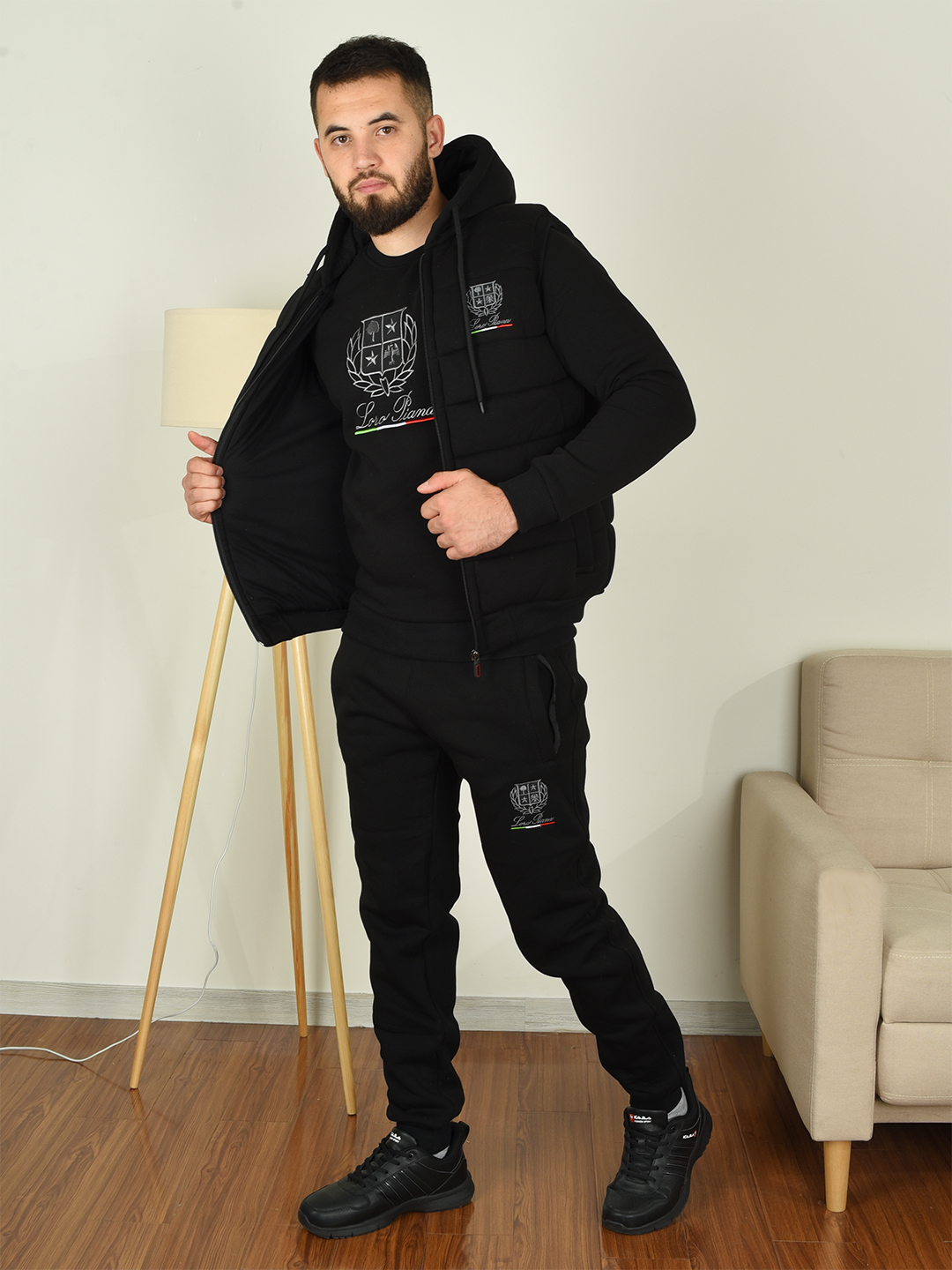 Stajyor Maksim porno videolarni yaxshi koradi