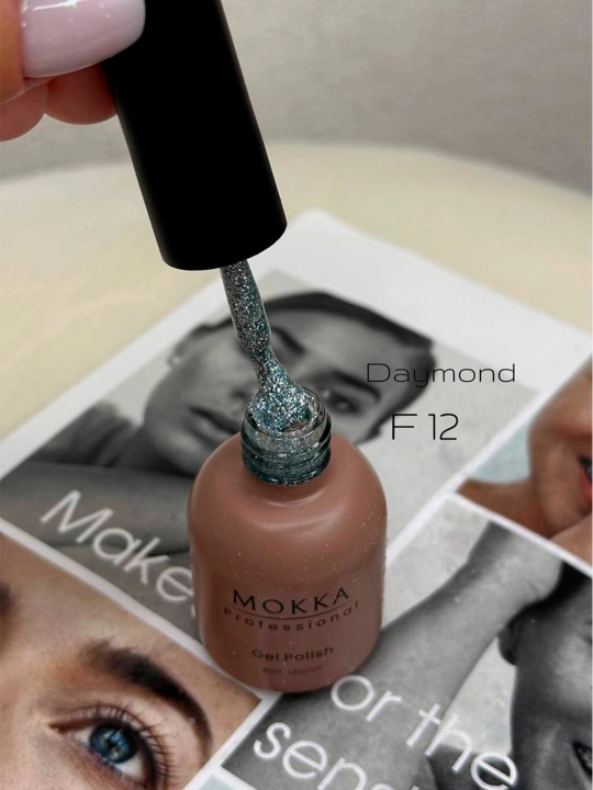 Rangli gel-lak tirnoqlar uchun Daymond MOKKA, UV/LED chiroqda quriting, 8 ml