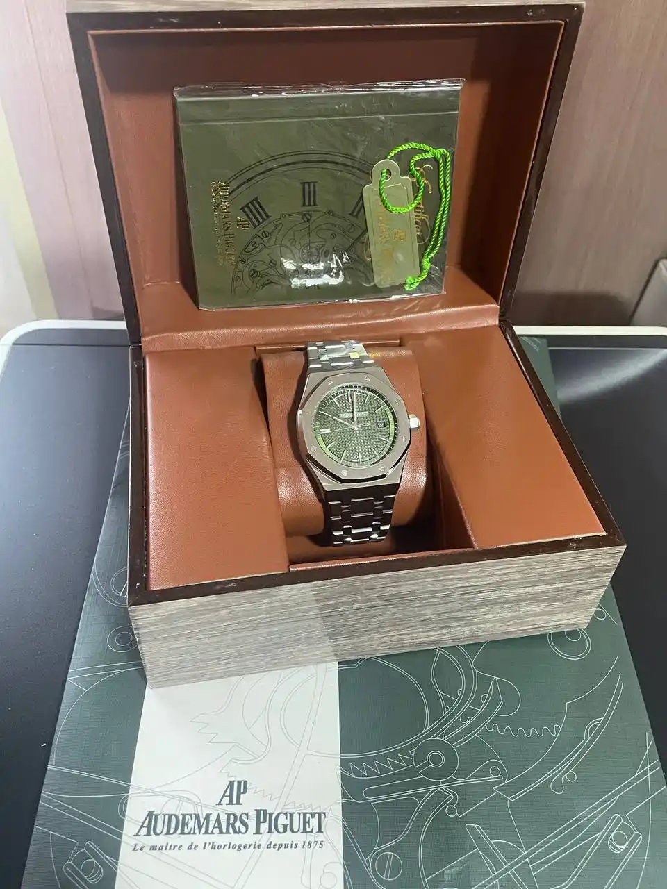 Audemars Piguet Rolay Oak qol soati erkaklar uchun