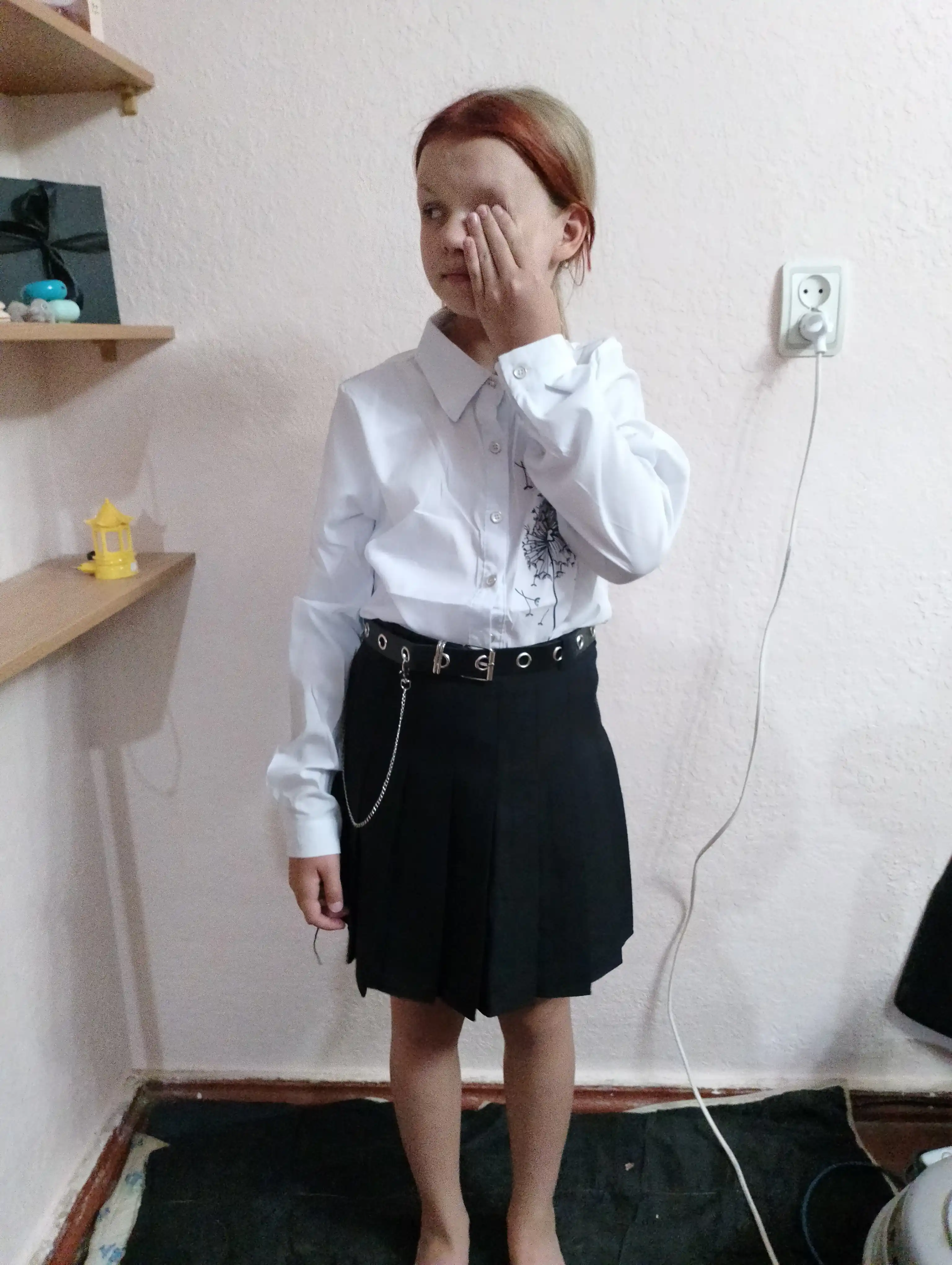 Maktab bosilgan ko'ylak