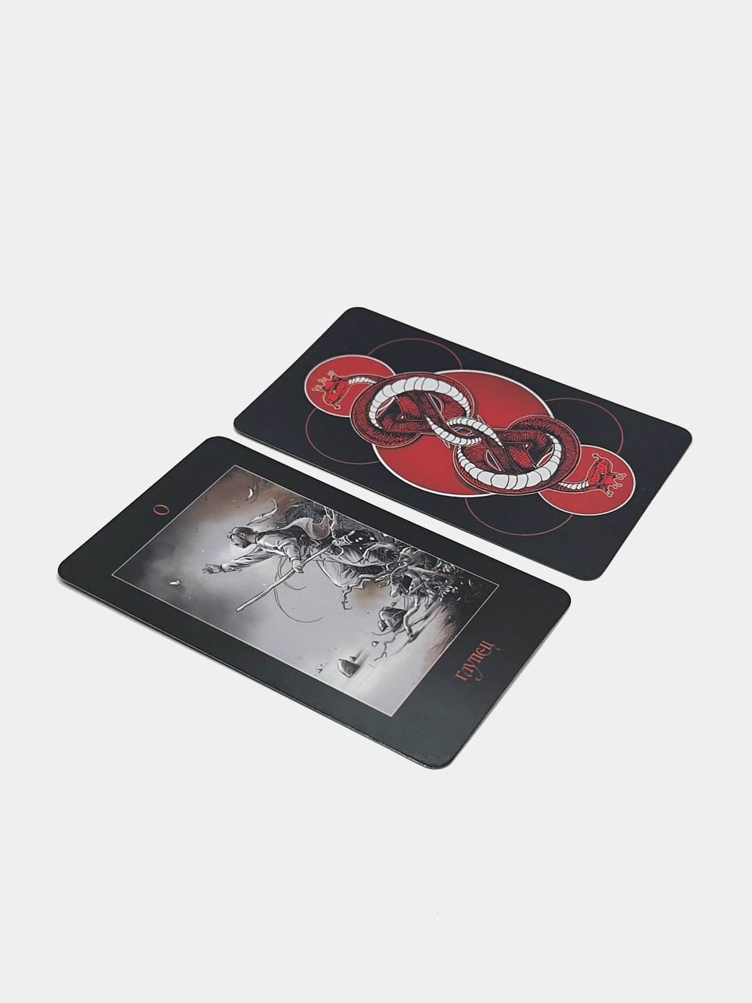 Qizlarning mushuklari Tsnyanskiy suv omboridagi yalangoch qizlar