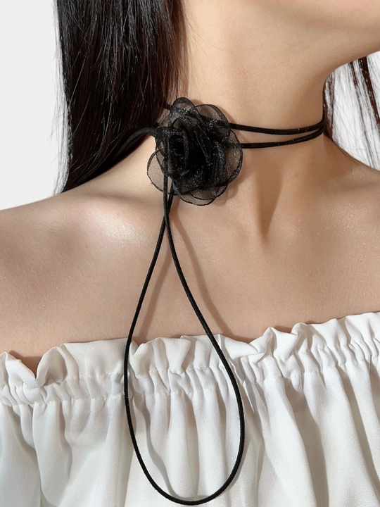 Qora gulli bo'yinbog'li choker - 