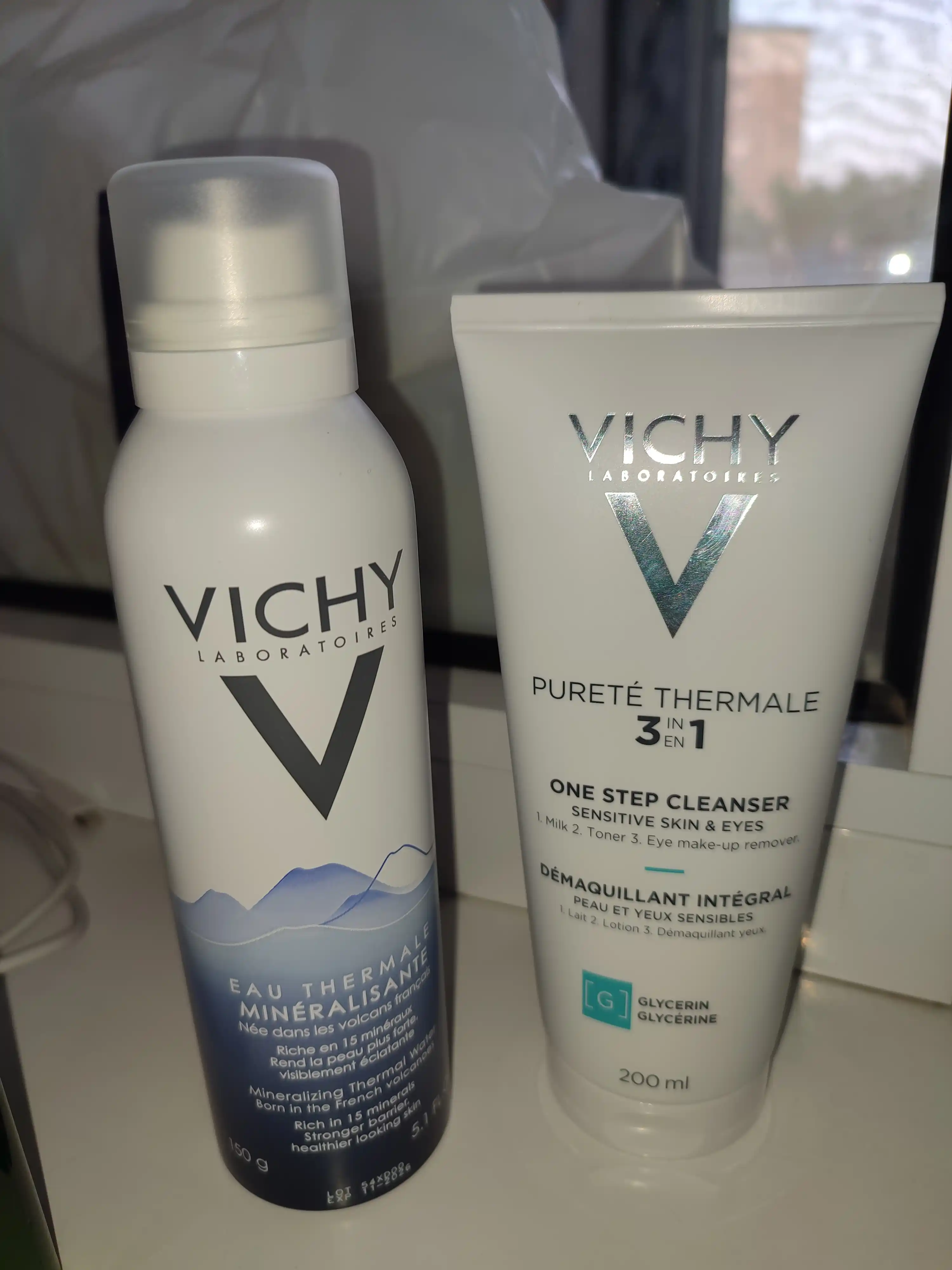 Minerallashtiruvchi termal suv VICHY, mustahkamlaydi va tiklaydi, 150 ml