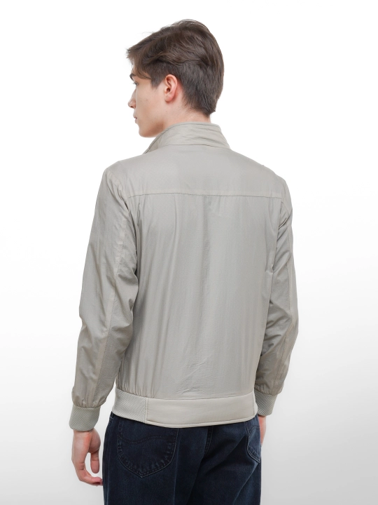 Ветровка для мужчин