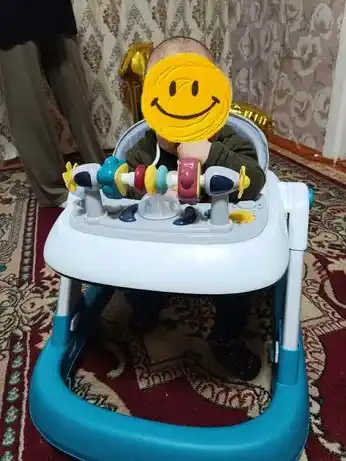 Xodunki bolalar uchun oyin paneli bilan