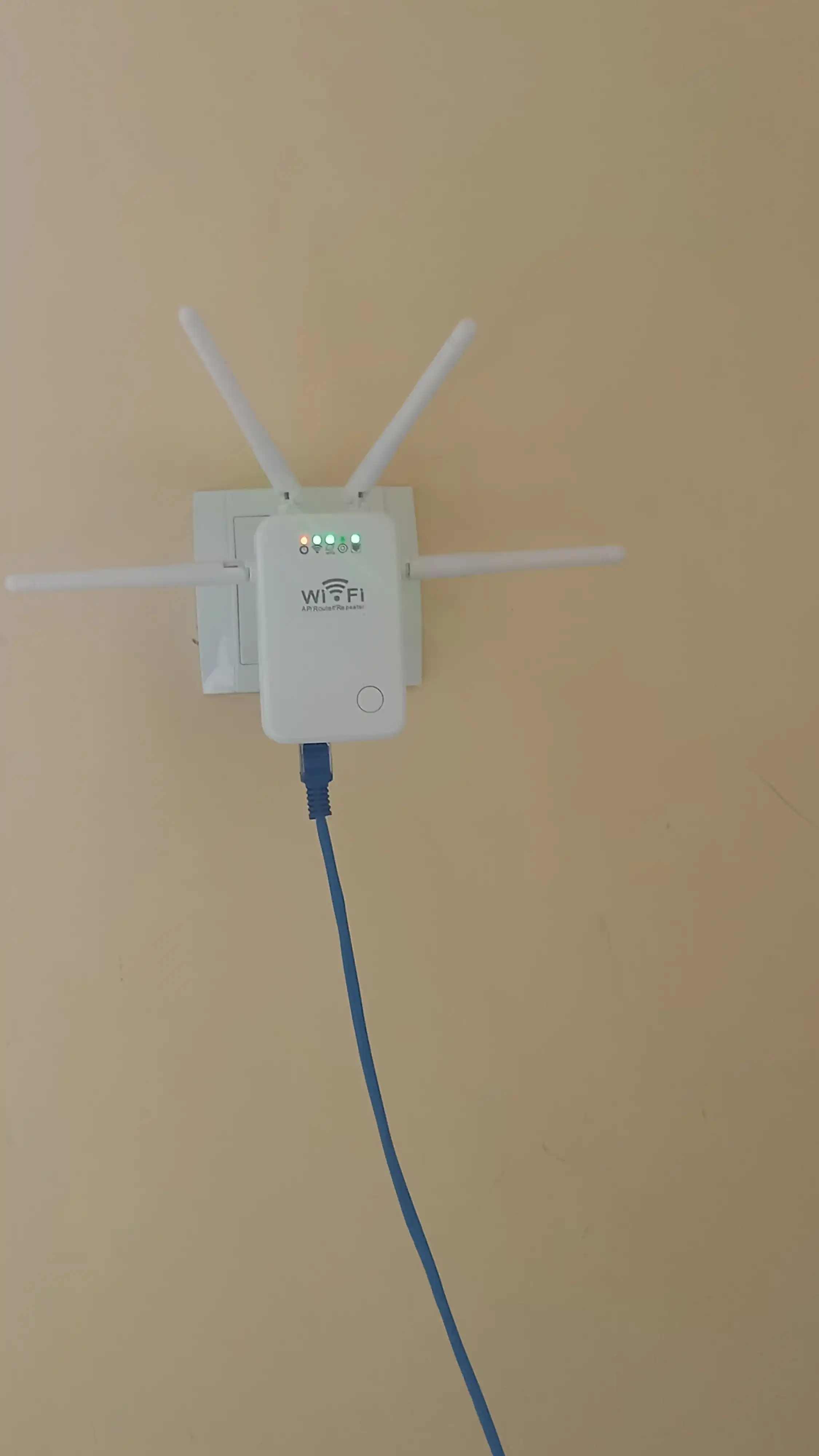 WiFi router takrorlagichi, 300 Mb/s, 2.4 GHz