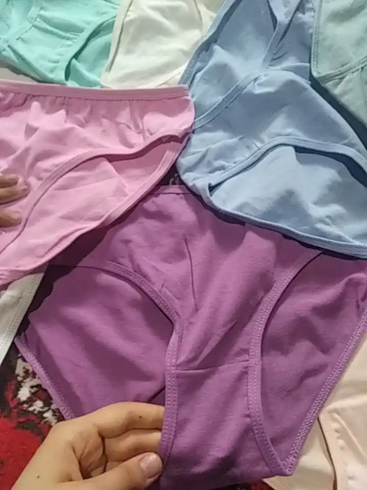 Ayollar trusiklari to'plami, 9 + 1 sovg'a = 10 ta