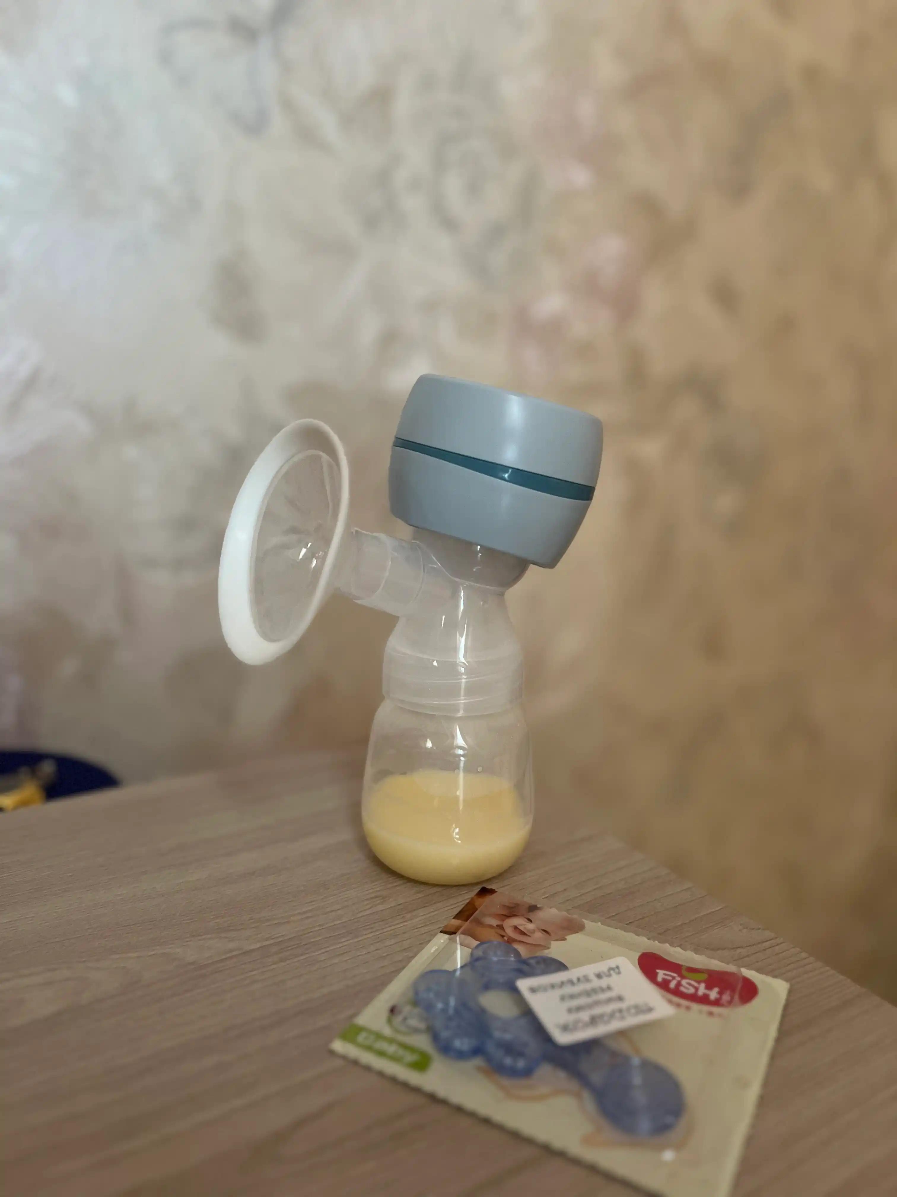 Massaj funksiyali, simsiz elektr ko‘krak suti sog‘uvchi va emizish shishachasi bilan