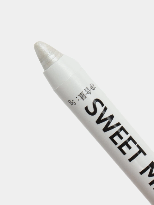 Sweet Mint-dan ko'z bo'yog'i va ta'kidlash birida, 4 ta rang