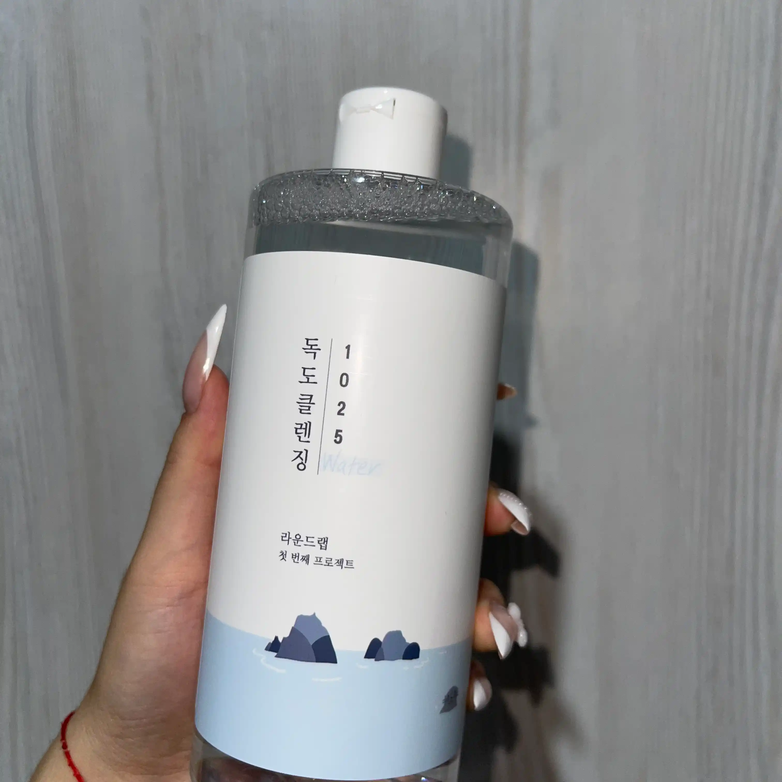 Round Lab Dokdo Cleansing Water sezgir teri uchun mitsellyar tozalovchi suv